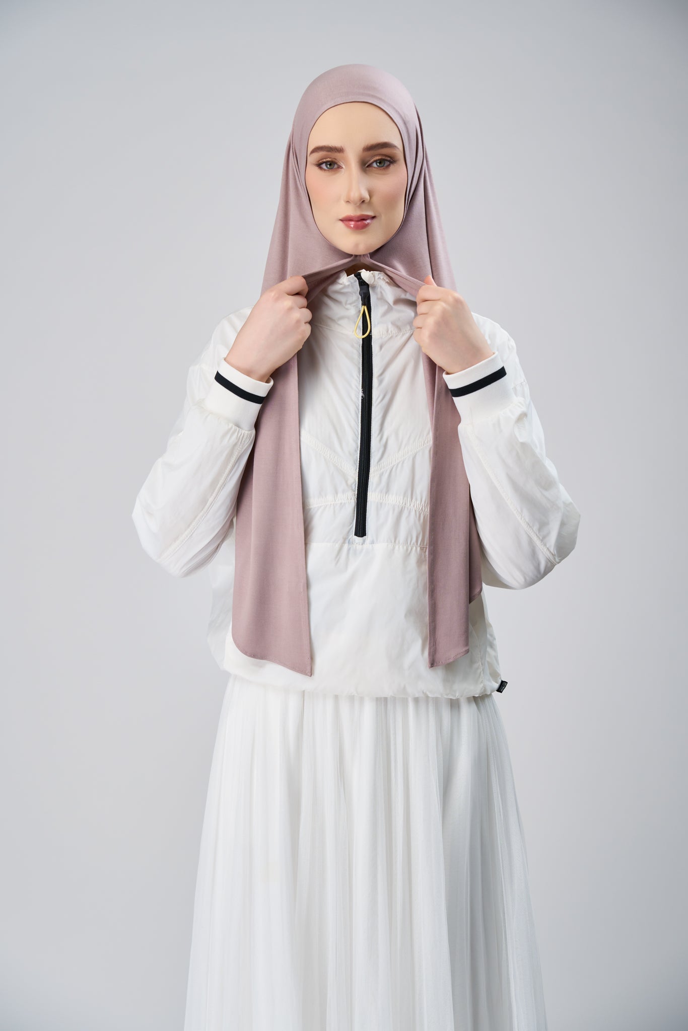 HoodX Lite in Deep Ash