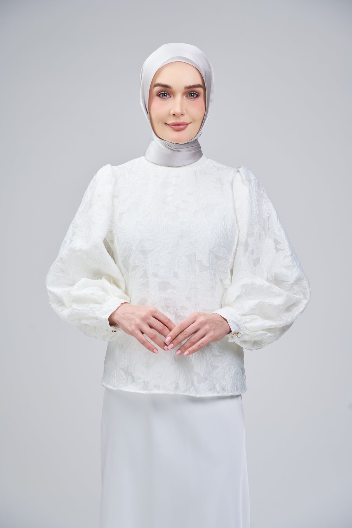 HoodX B.E in Silver Taupe