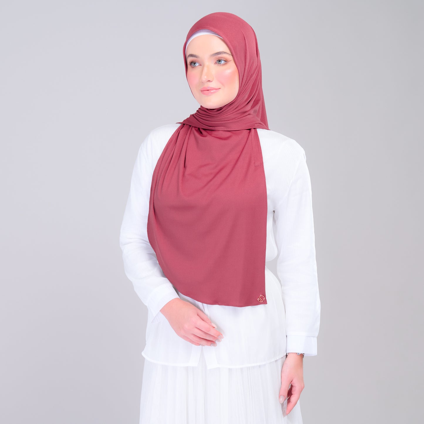 Instant Tag n' Go Shawl | Ribbed Jersey in Deep Raspberry