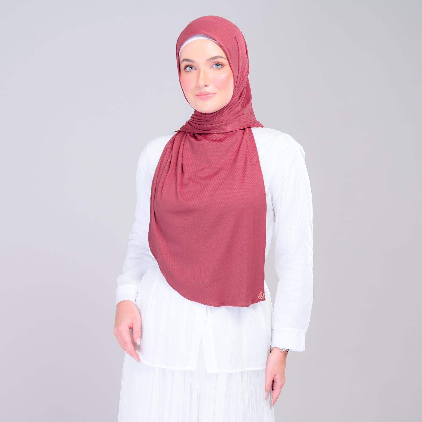 Instant Tag n' Go Shawl | Ribbed Jersey in Deep Raspberry