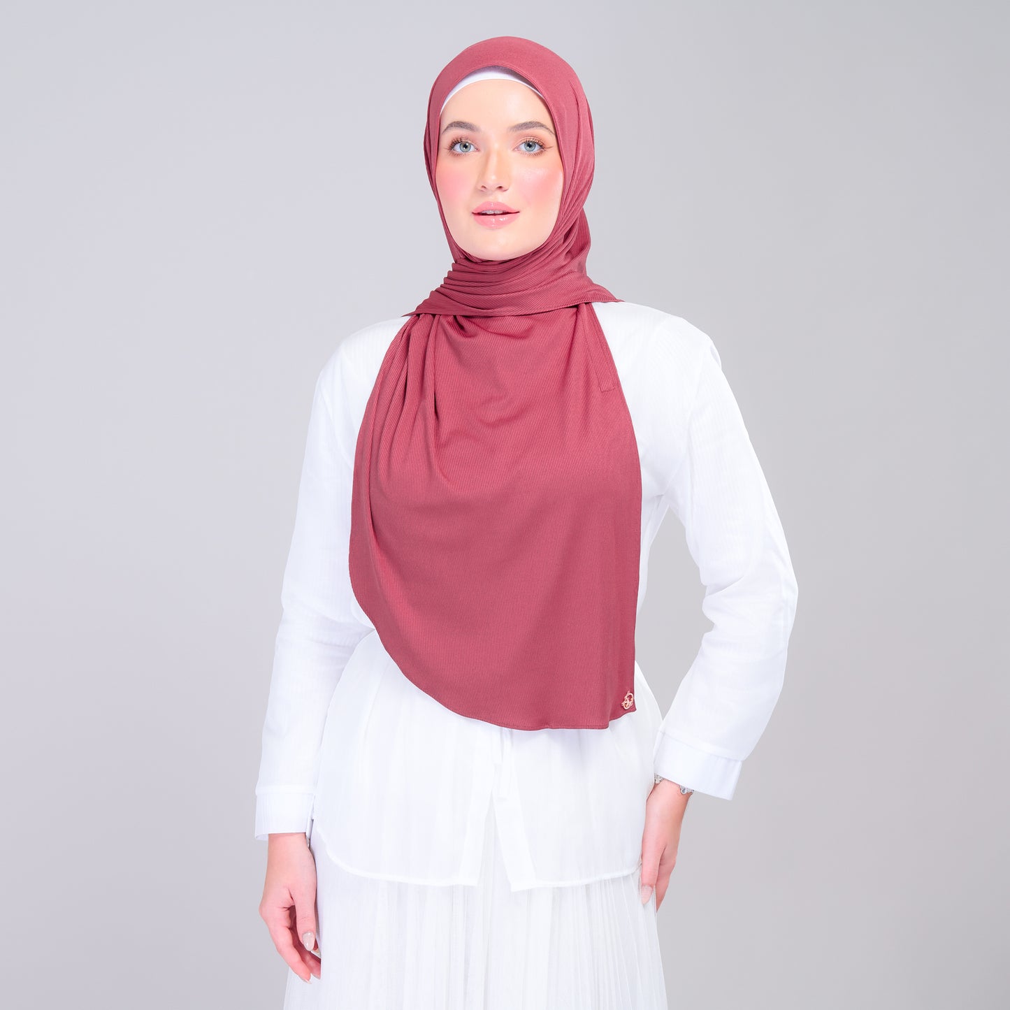 Instant Tag n' Go Shawl | Ribbed Jersey in Deep Raspberry