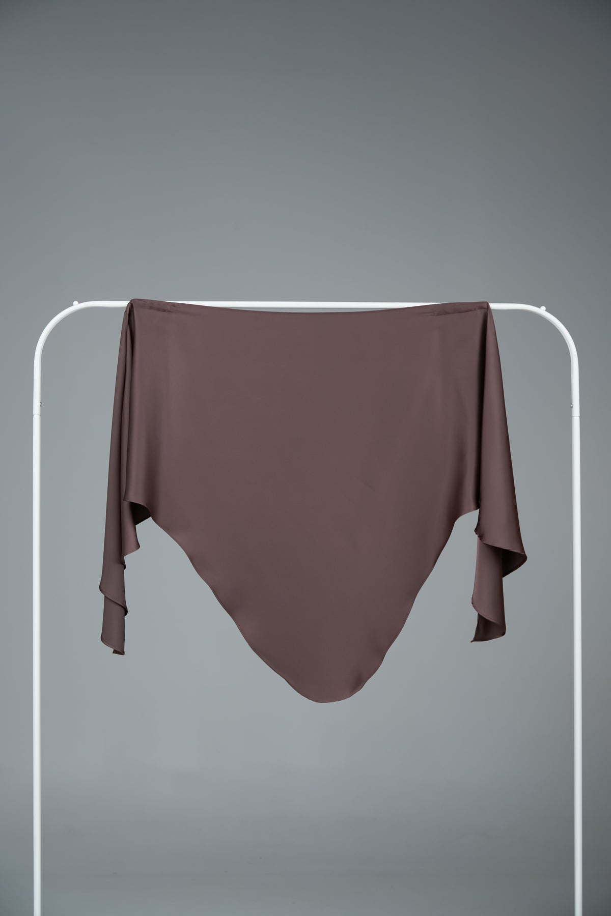 FlowX | Armani Silk in Truffle