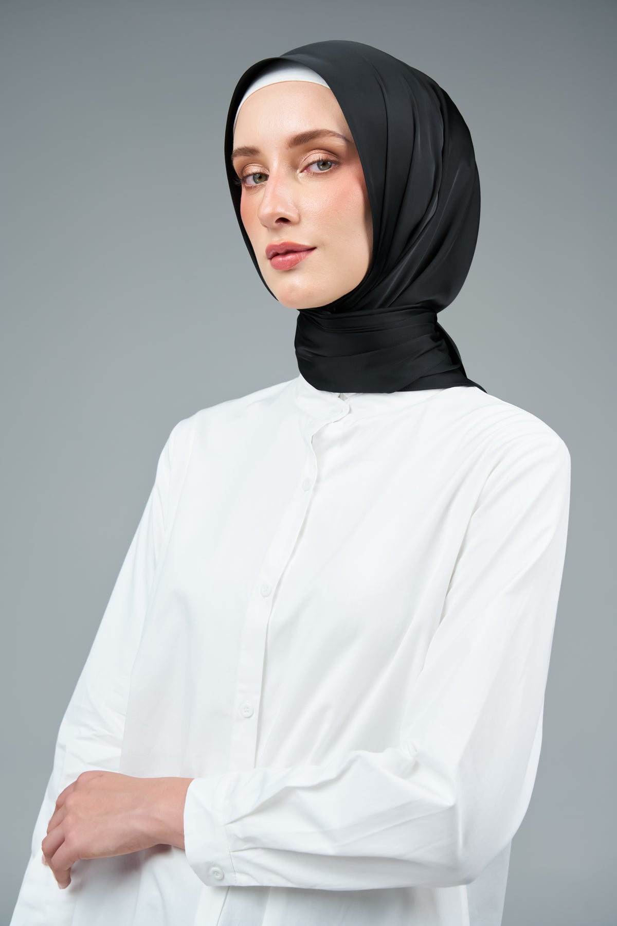 FlowX | Armani Silk in Raven Black