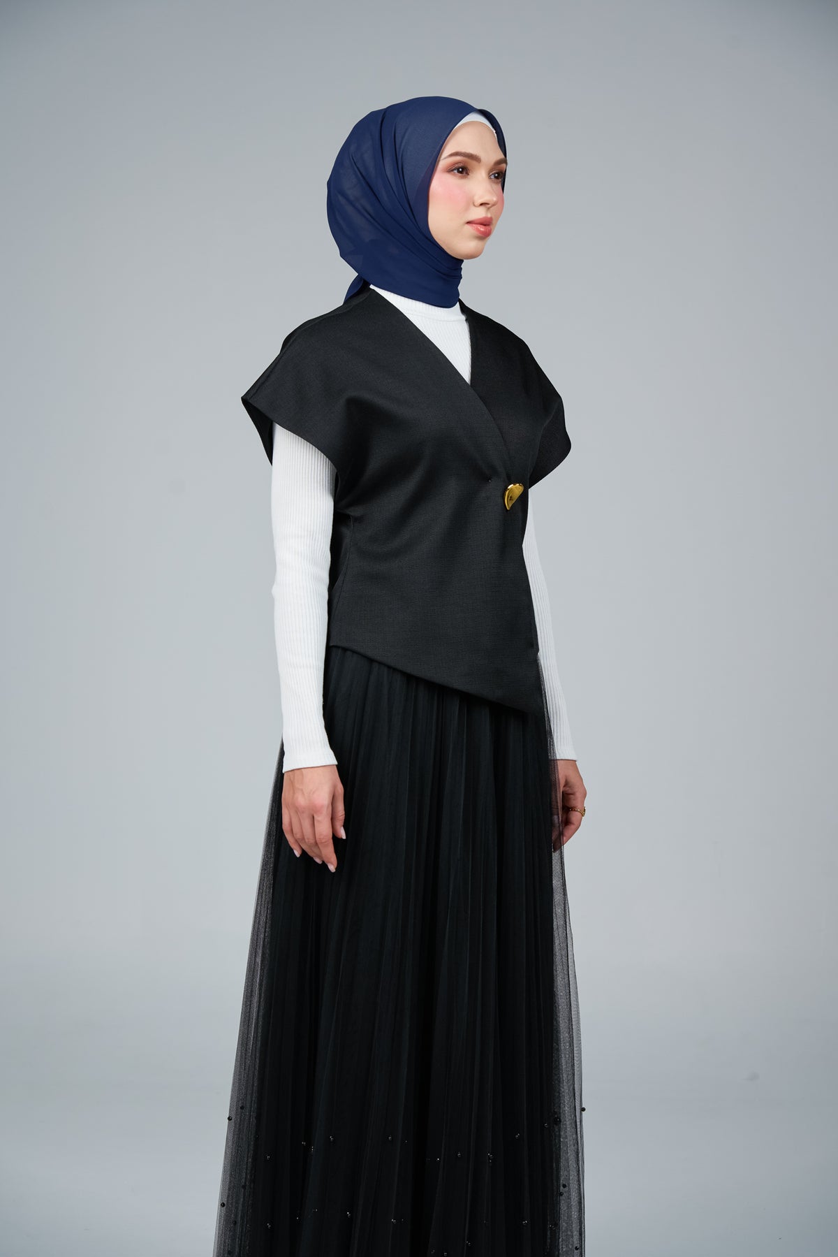 FlowX | Pearl Chiffon in Navy