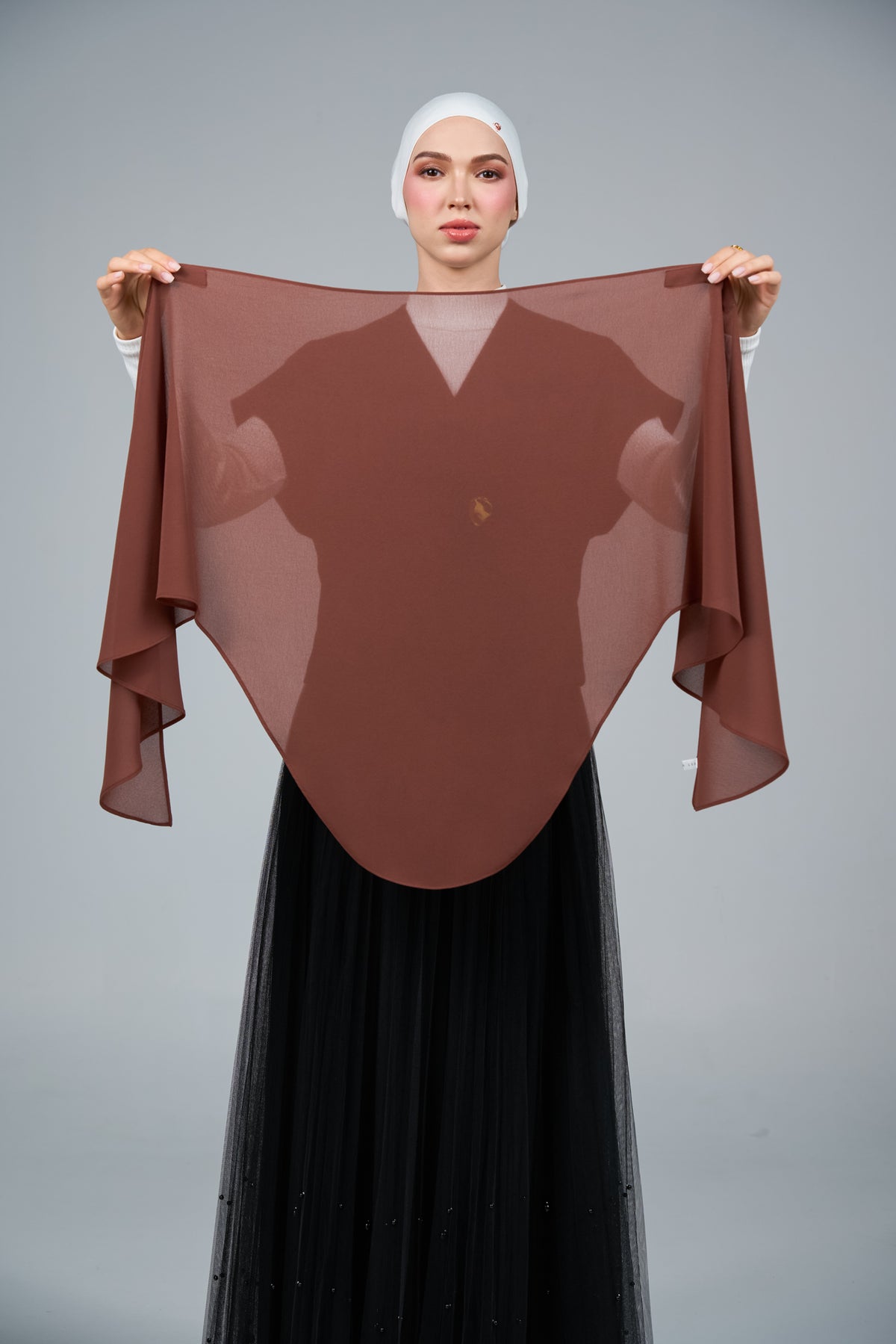 FlowX | Pearl Chiffon in Warm Brown