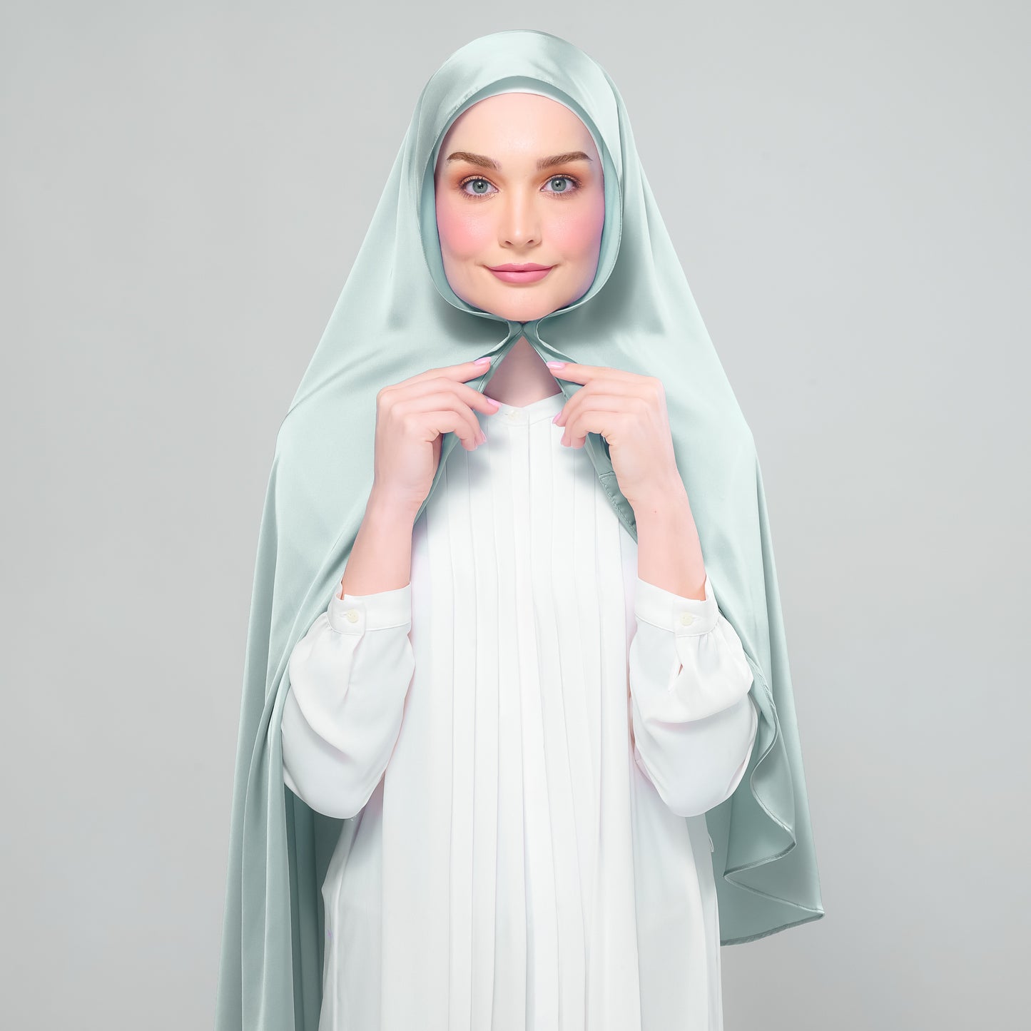 Instant Tag n' Go Shawl | Satin Bulle in Mint Green