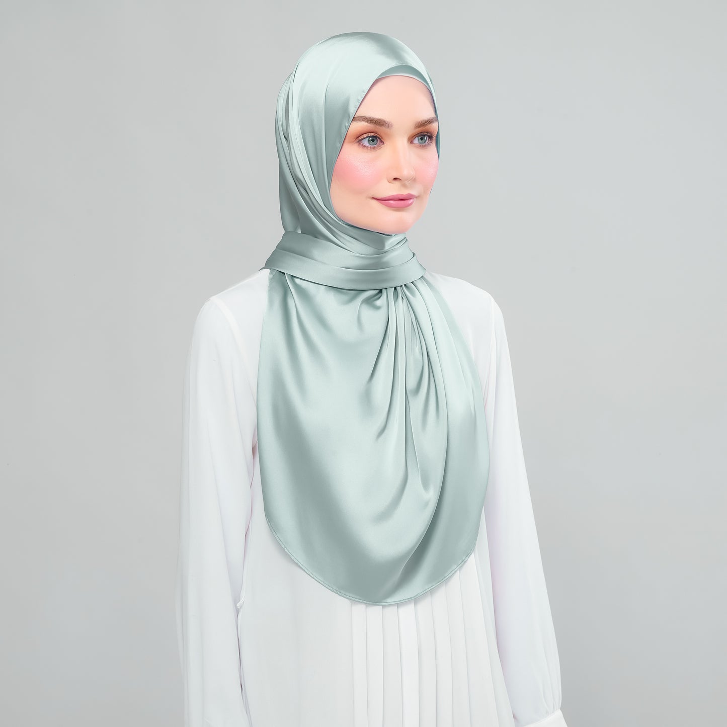 Instant Tag n' Go Shawl | Satin Bulle in Mint Green