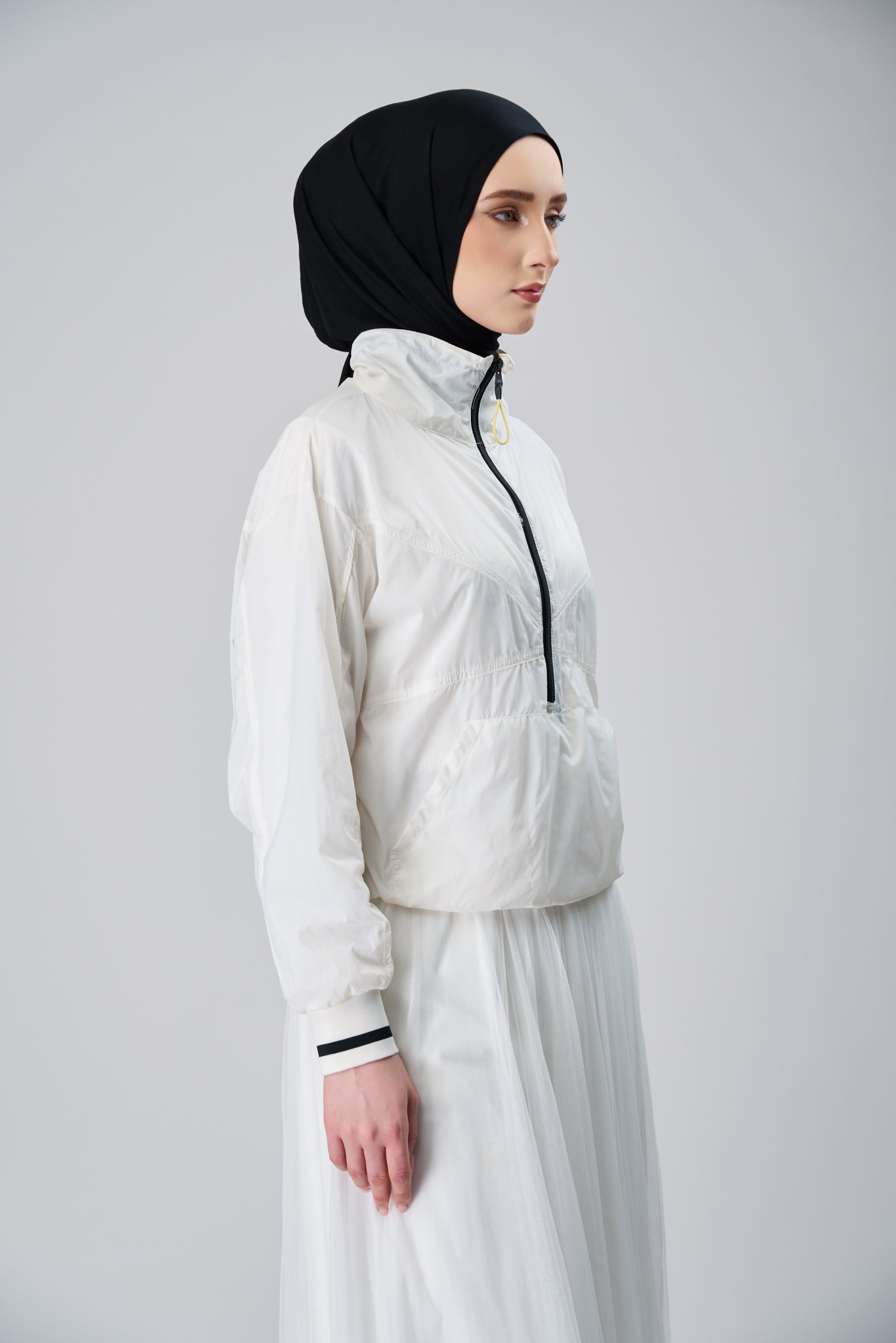 HoodX Lite in Noir Black