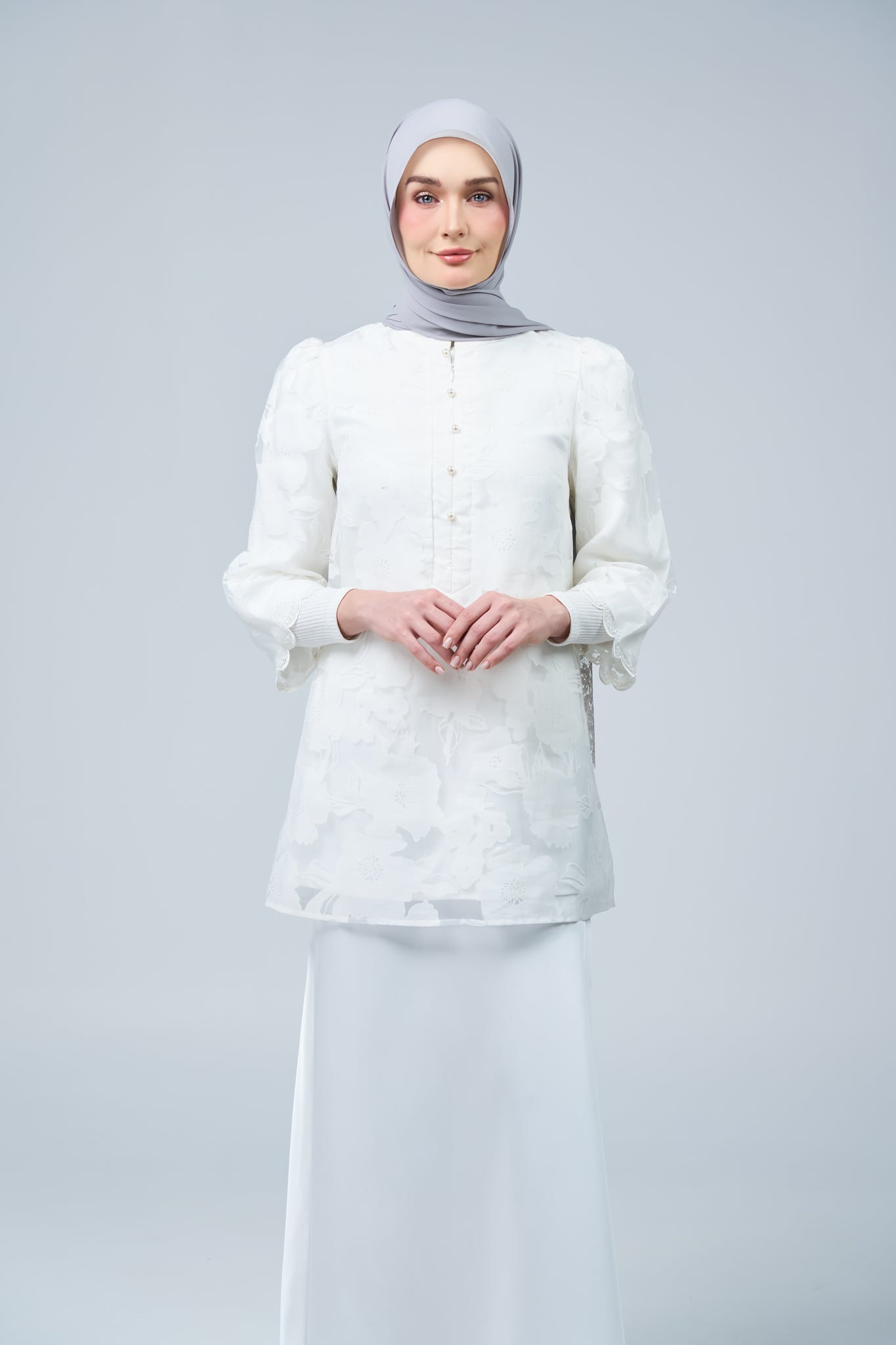 HoodX Lace in Pewter