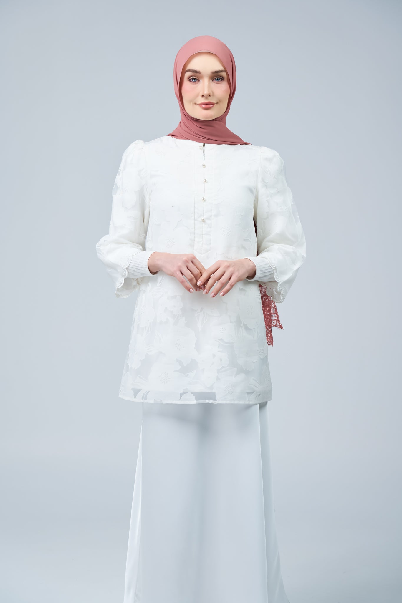 HoodX Lace in Turkish Rose