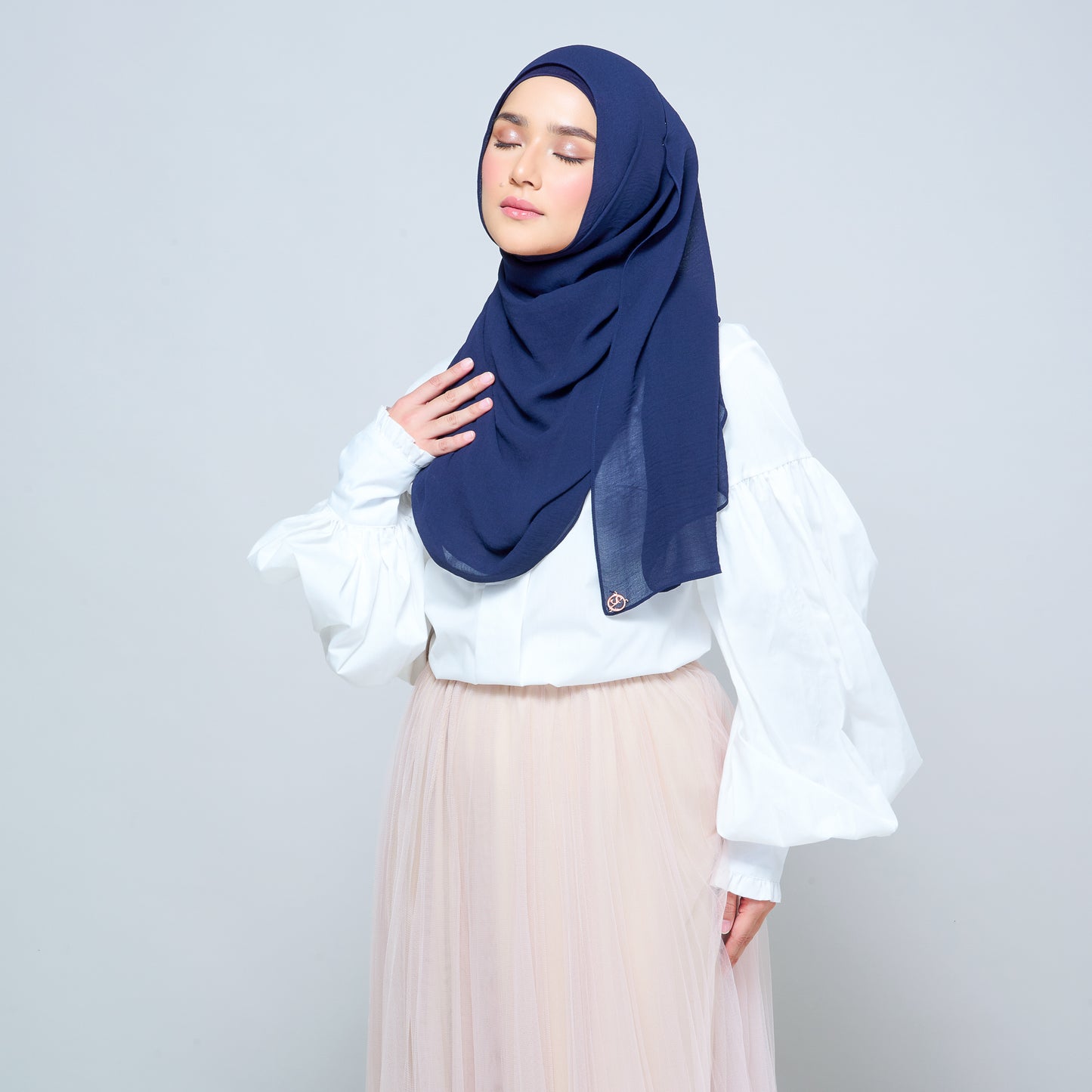 Newbie Ironless Set in Navy Blue