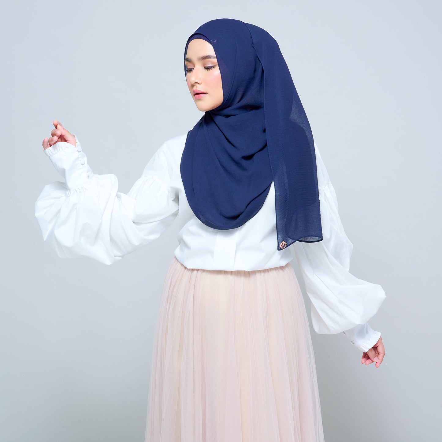 Newbie Ironless Set in Navy Blue