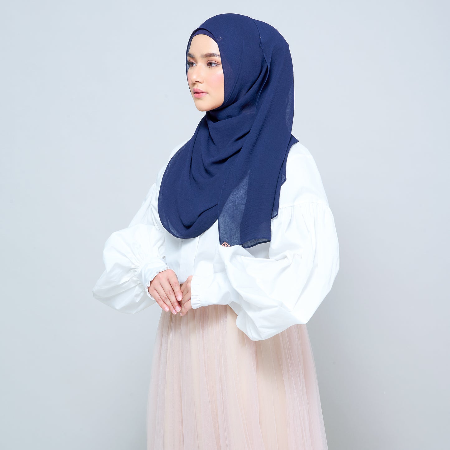 Newbie Ironless Set in Navy Blue