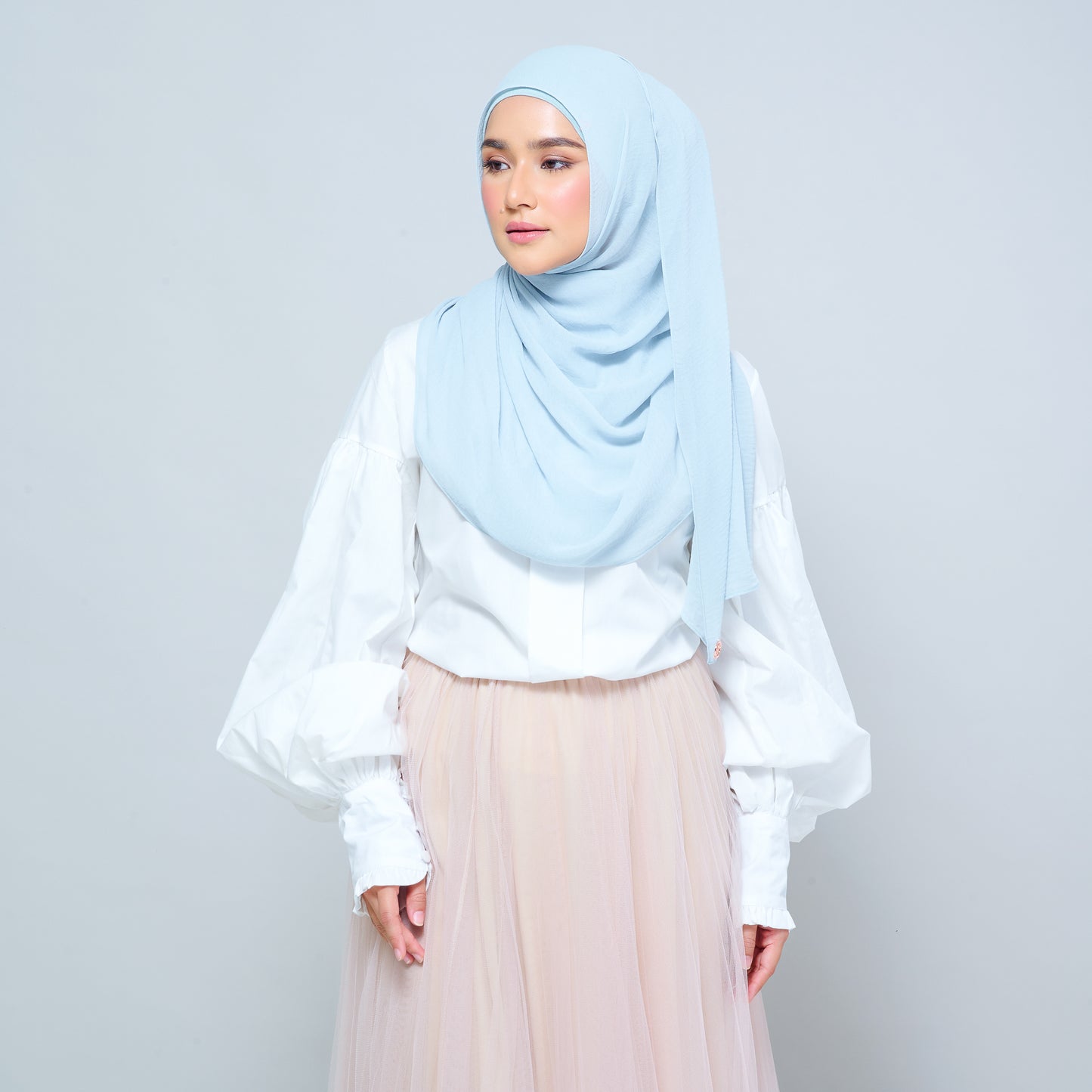 Newbie Ironless Set in Sky Blue
