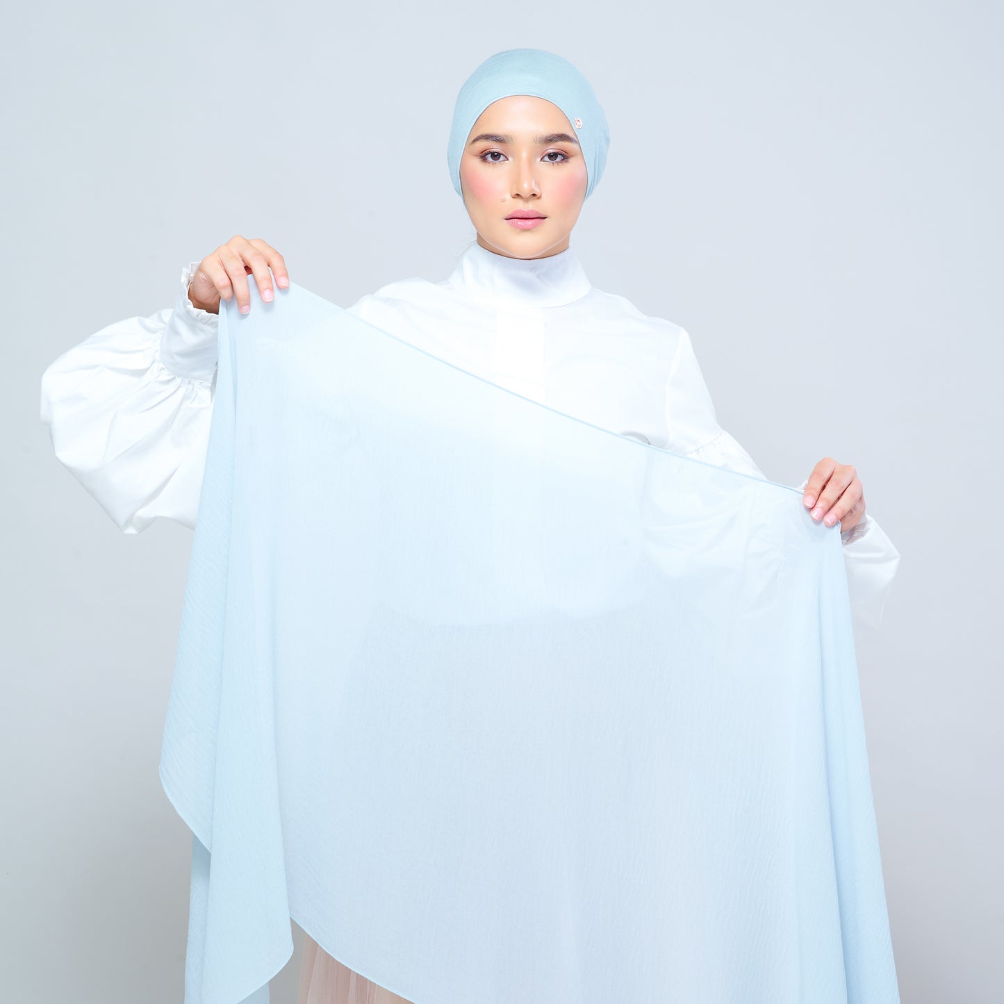 Newbie Ironless Set in Sky Blue