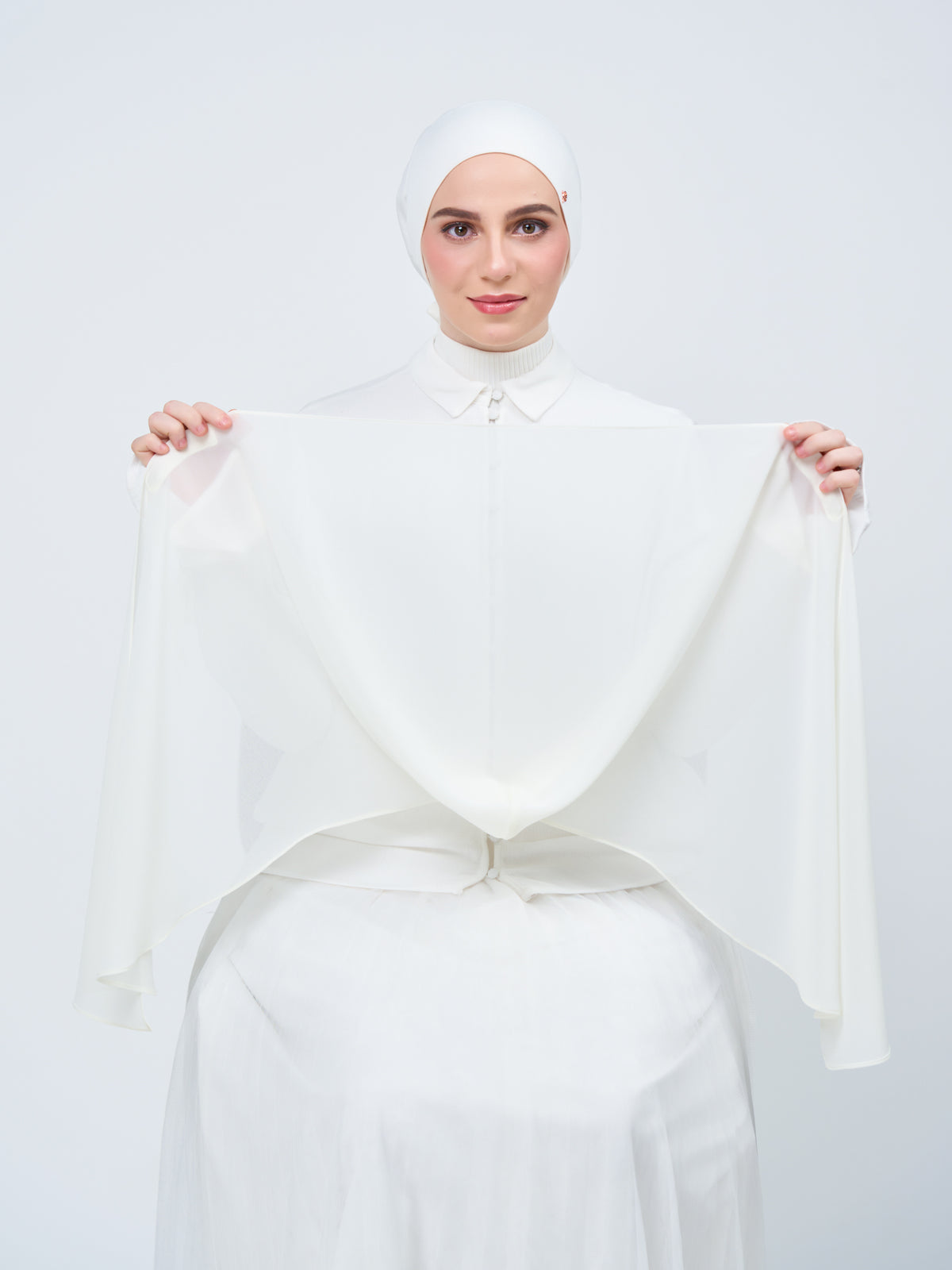 HoodX⁺Plus in Ivory White