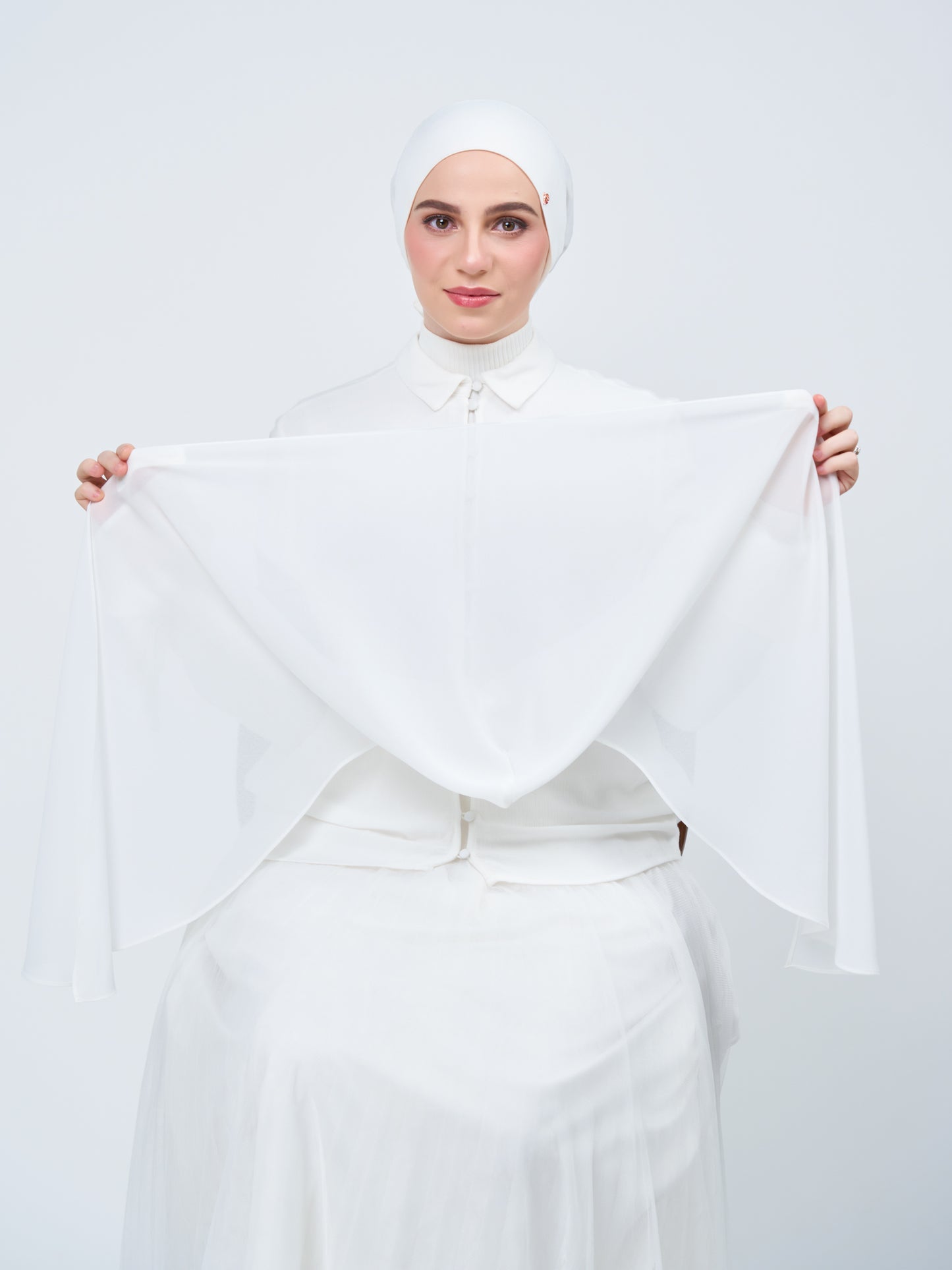 HoodX in Bridal White