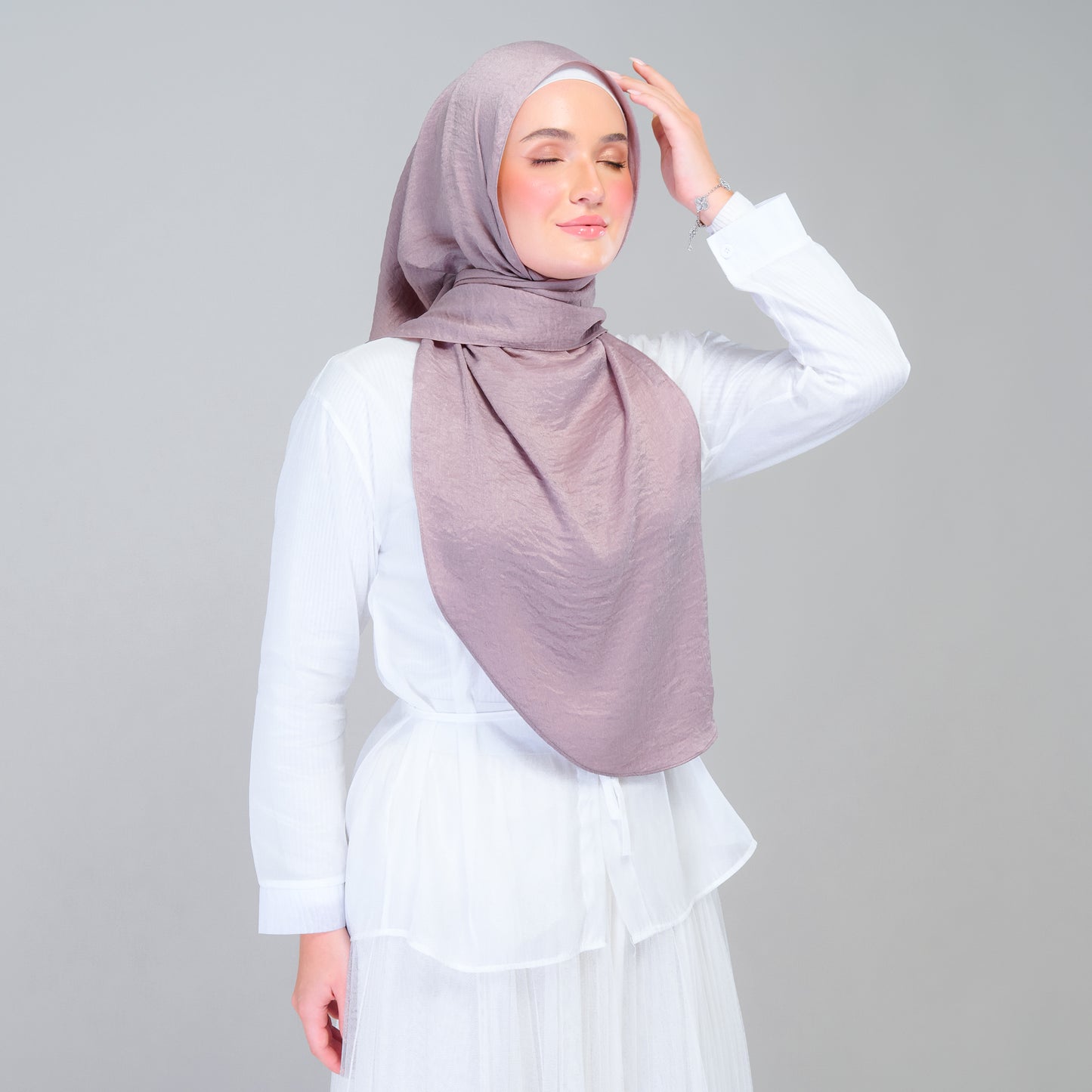 Instant Tag n' Go Shawl | Textured Silk in Ash Taupe
