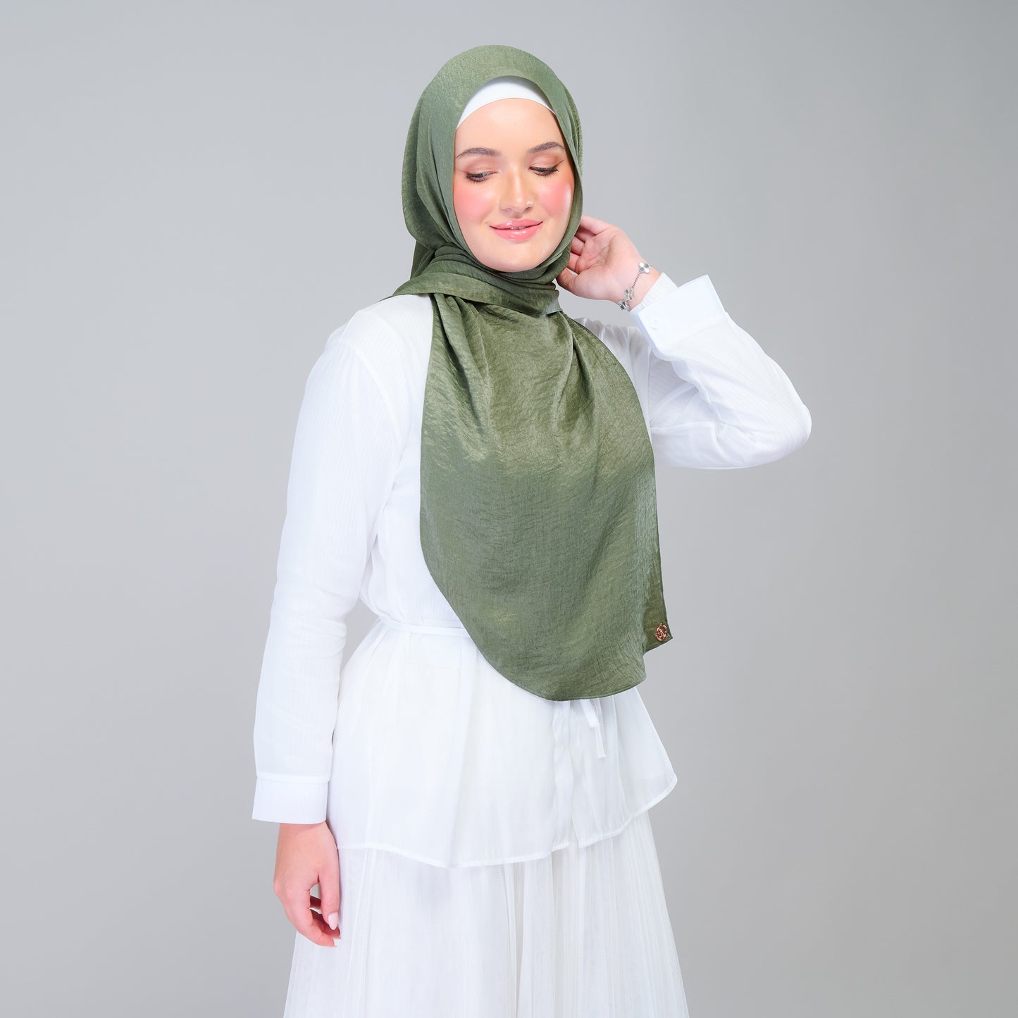 Instant Tag n' Go Shawl | Textured Silk in Dark Olive