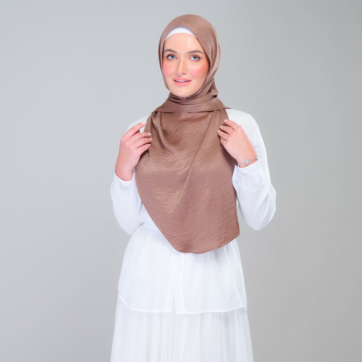 Instant Tag n' Go Shawl | Textured Silk in Mocha