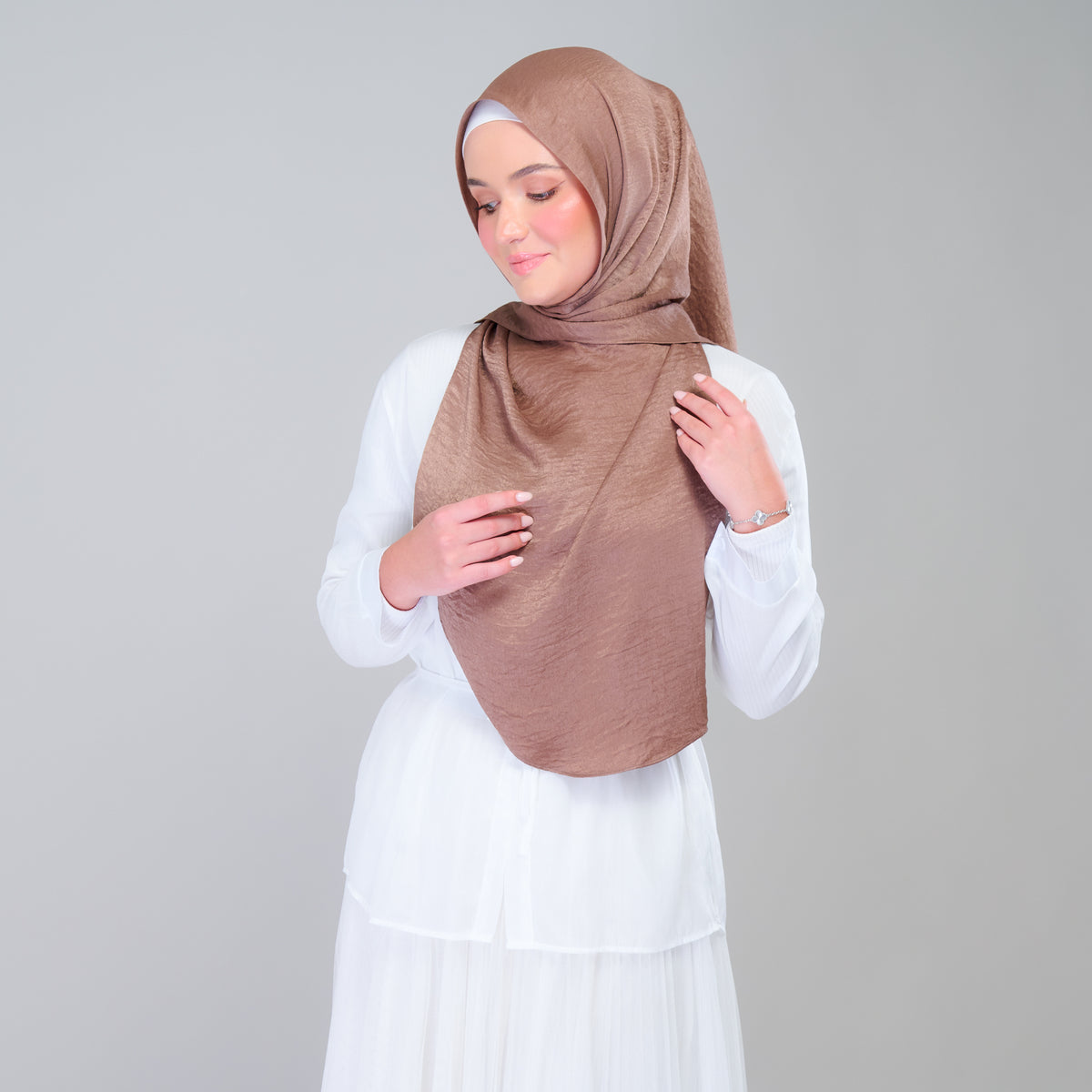 Instant Tag n' Go Shawl | Textured Silk in Mocha