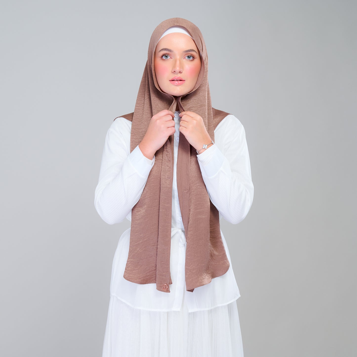 Instant Tag n' Go Shawl | Textured Silk in Mocha
