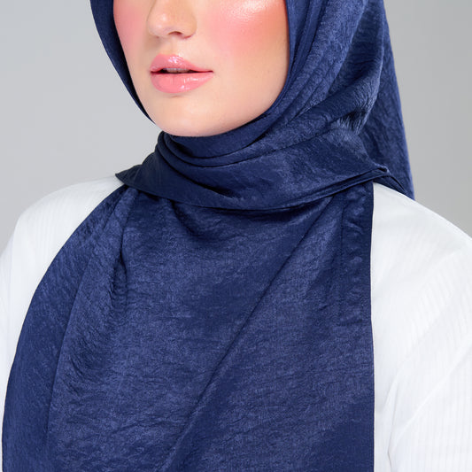 Instant Tag n' Go Shawl | Textured Silk in Navy Blue