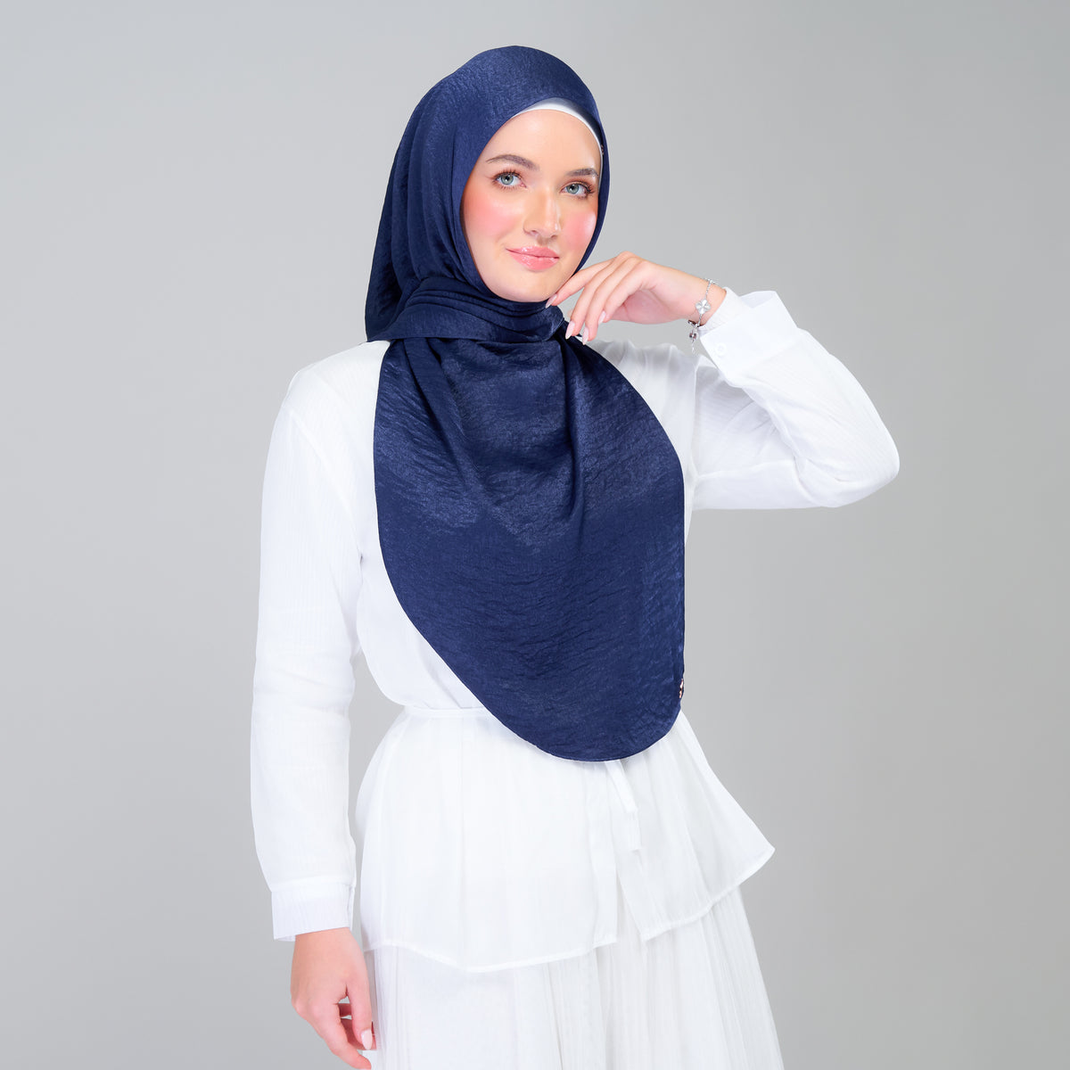 Instant Tag n' Go Shawl | Textured Silk in Navy Blue