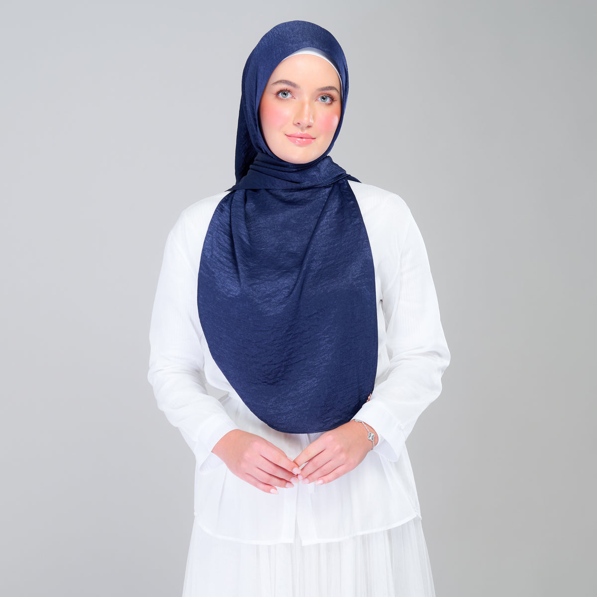 Instant Tag n' Go Shawl | Textured Silk in Navy Blue
