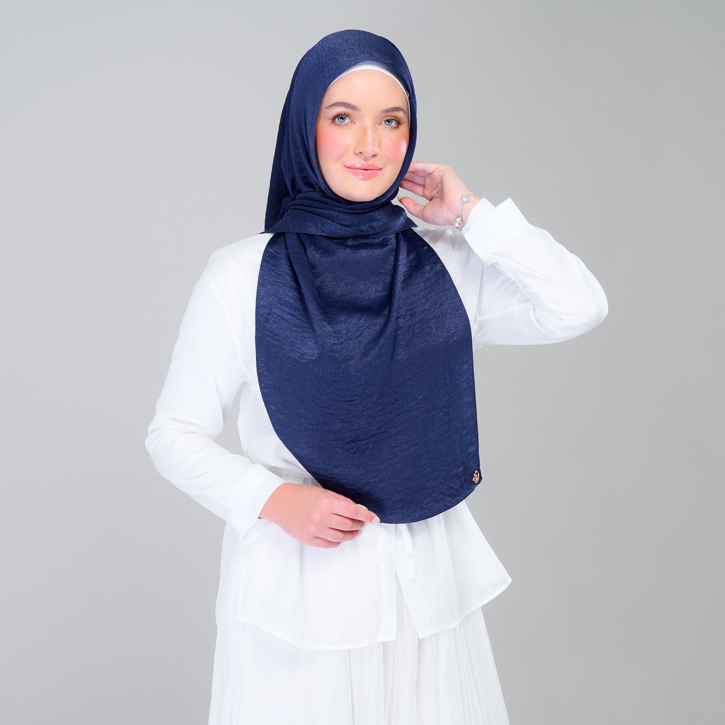 Instant Tag n' Go Butterfly | Textured Silk in Navy Blue
