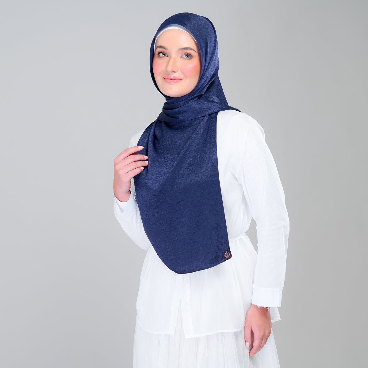 Instant Tag n' Go Shawl | Textured Silk in Navy Blue