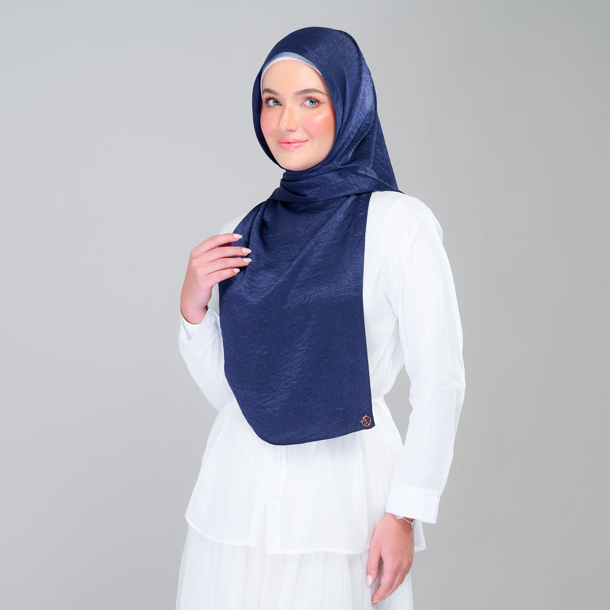 Instant Tag n' Go Shawl | Textured Silk in Navy Blue