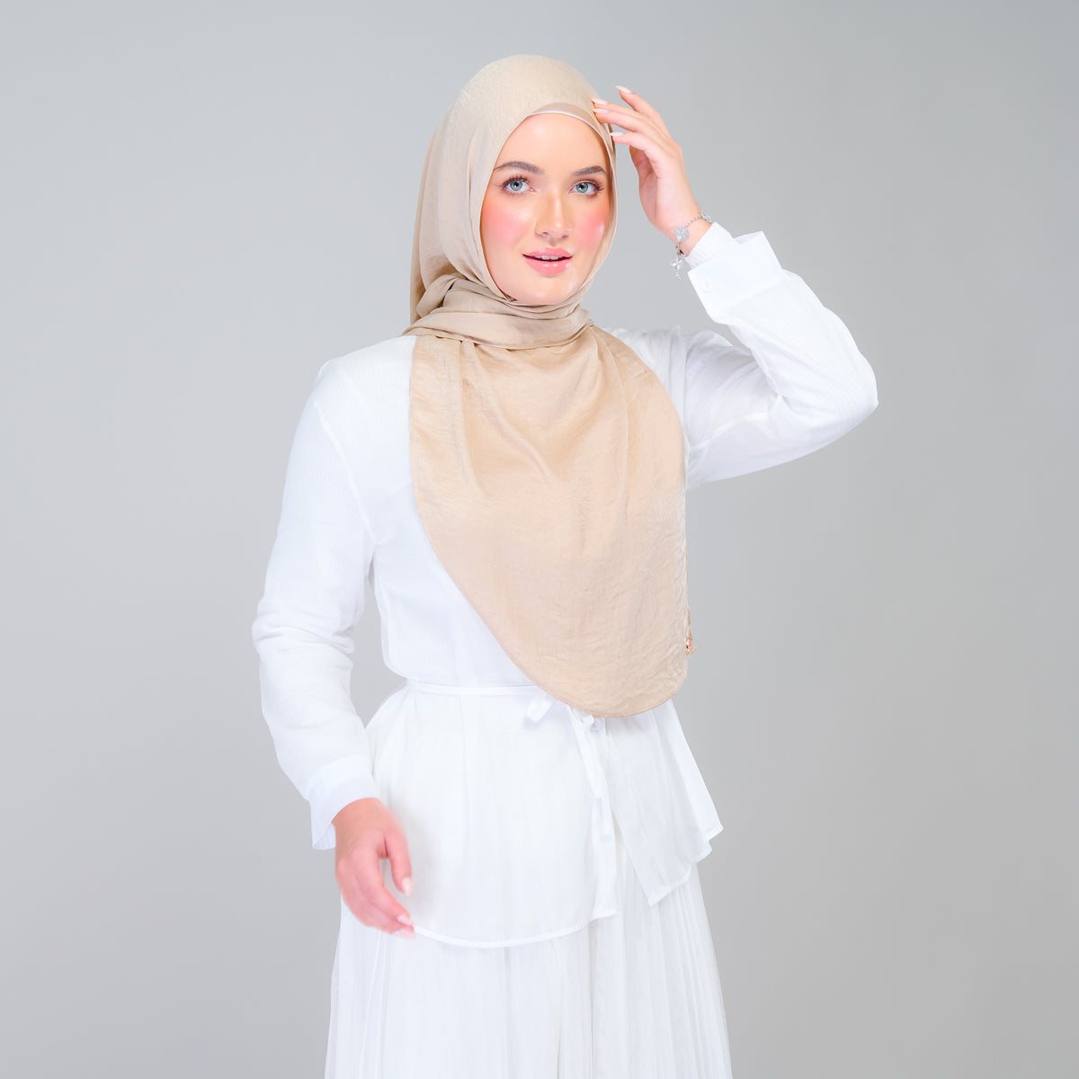 Instant Tag n' Go Shawl | Textured Silk in Nude Sand