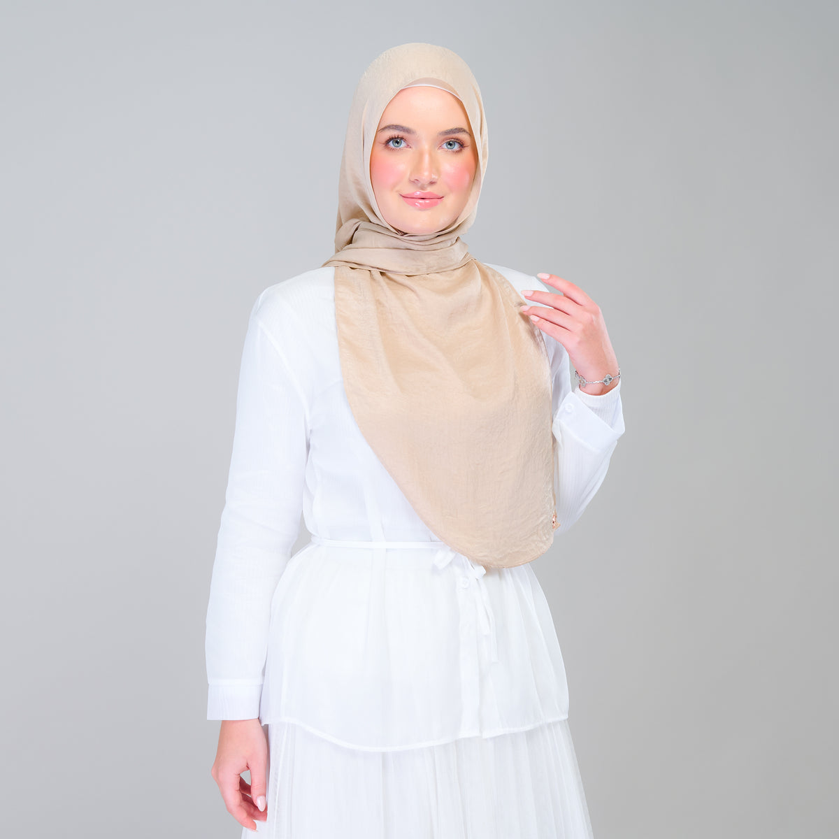 Instant Tag n' Go Shawl | Textured Silk in Nude Sand