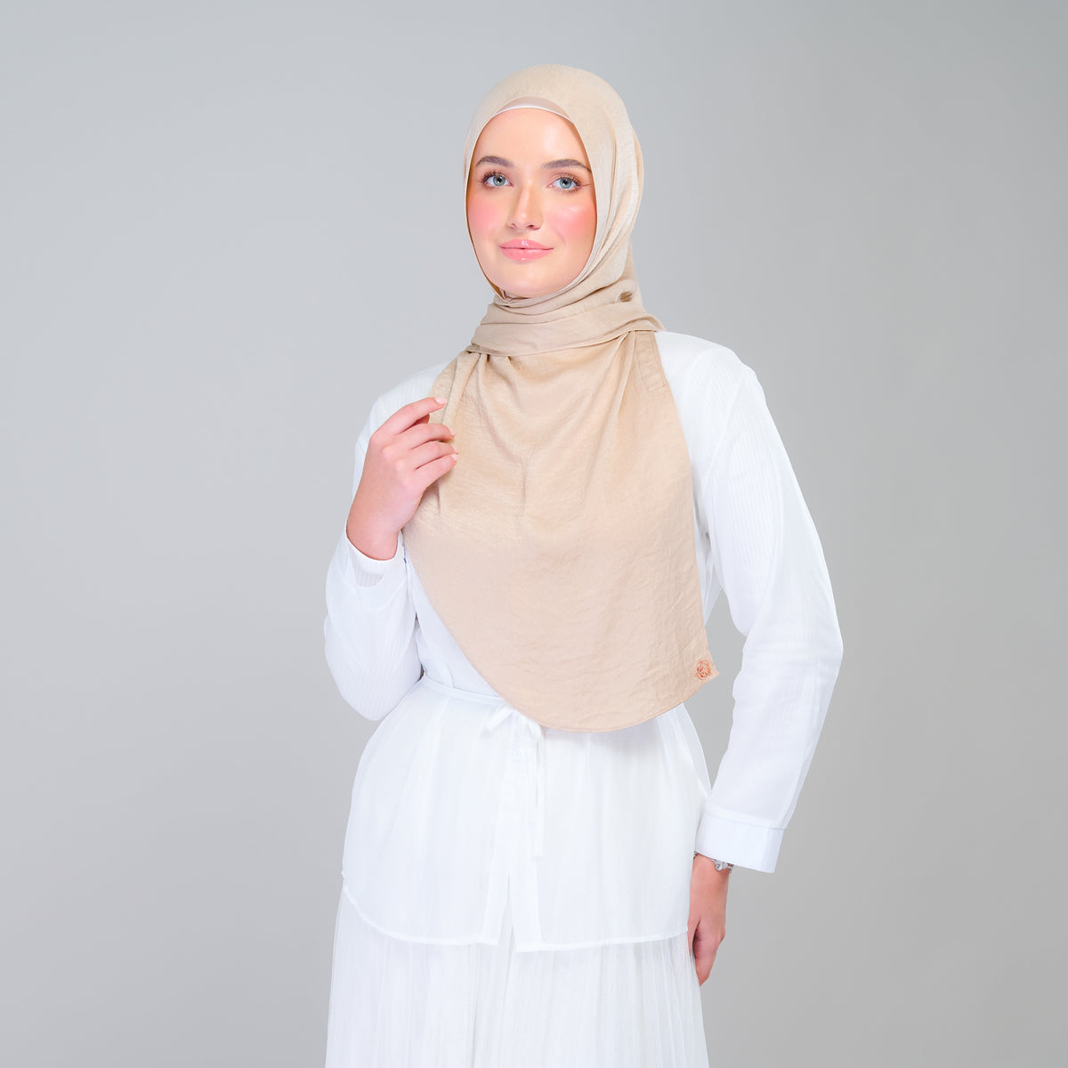 Instant Tag n' Go Shawl | Textured Silk in Nude Sand