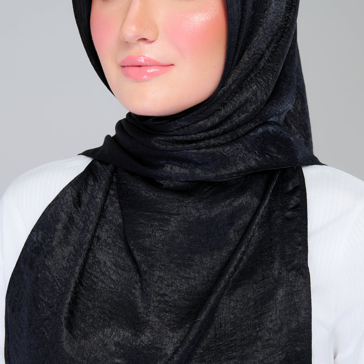 Instant Tag n' Go Butterfly | Textured Silk in Black