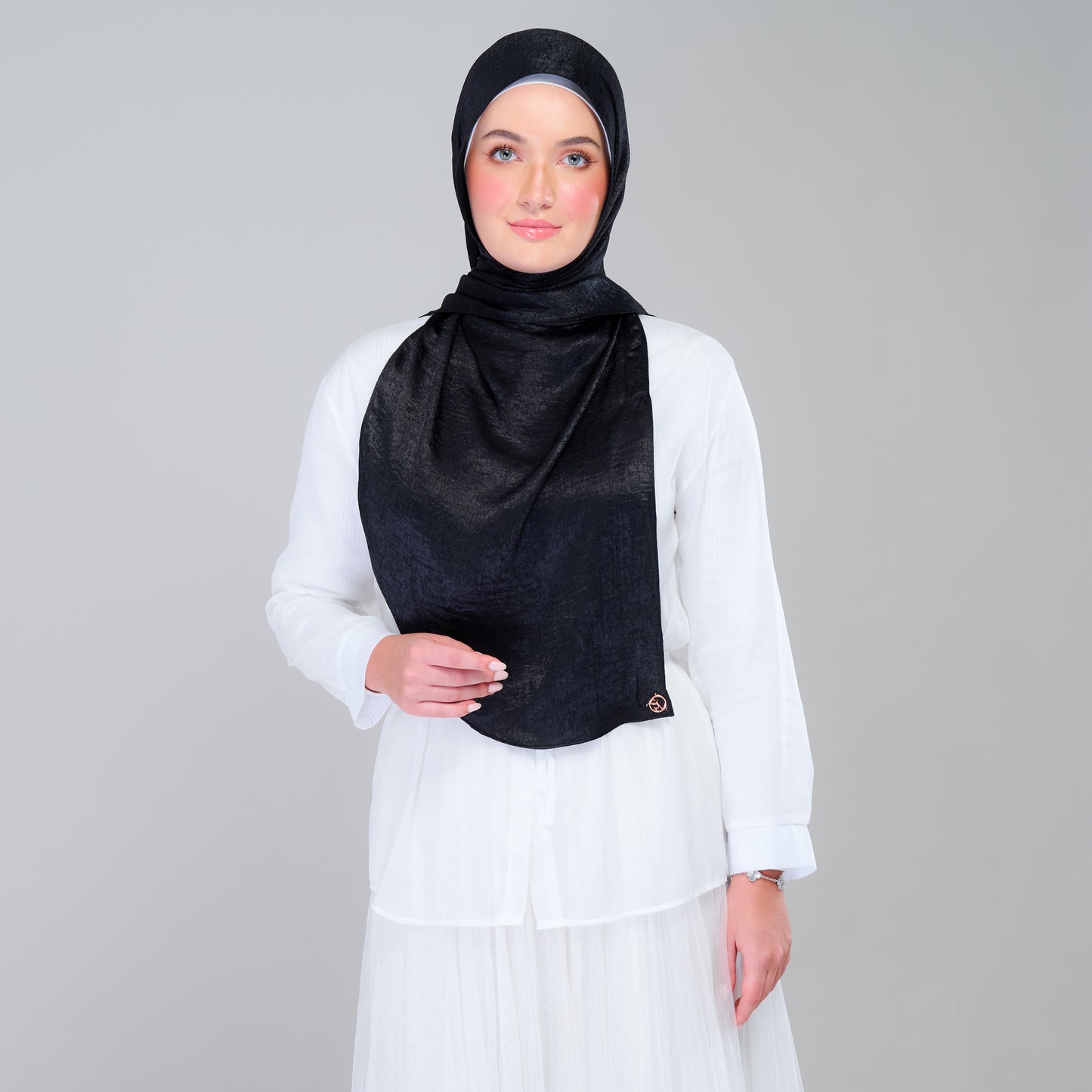 Instant Tag n' Go Shawl | Textured Silk in Black