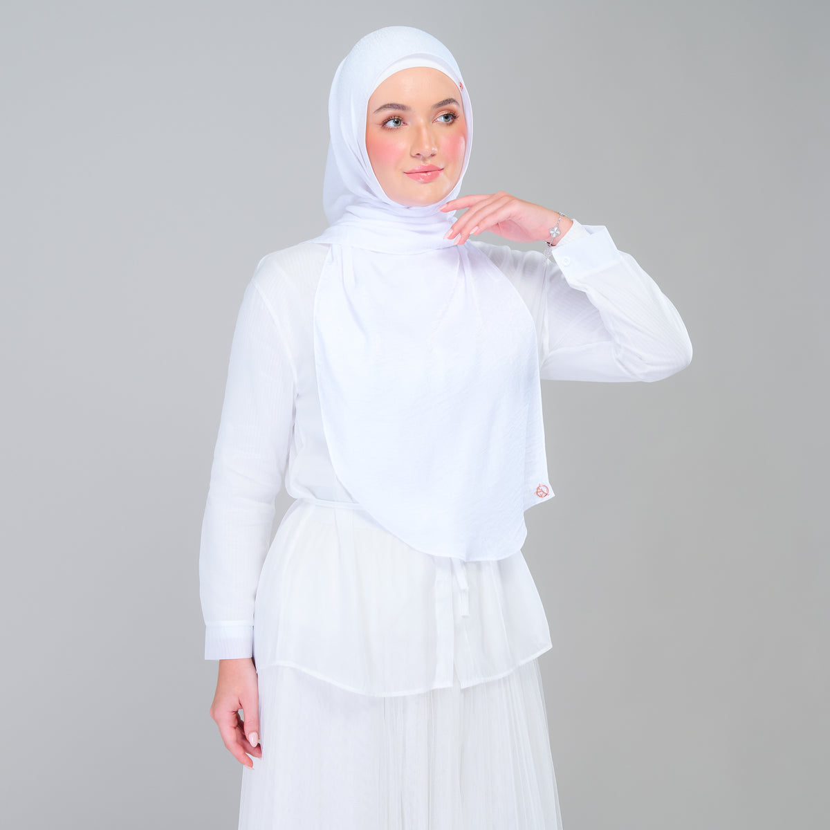 Instant Tag n' Go Shawl | Textured Silk in Pure White