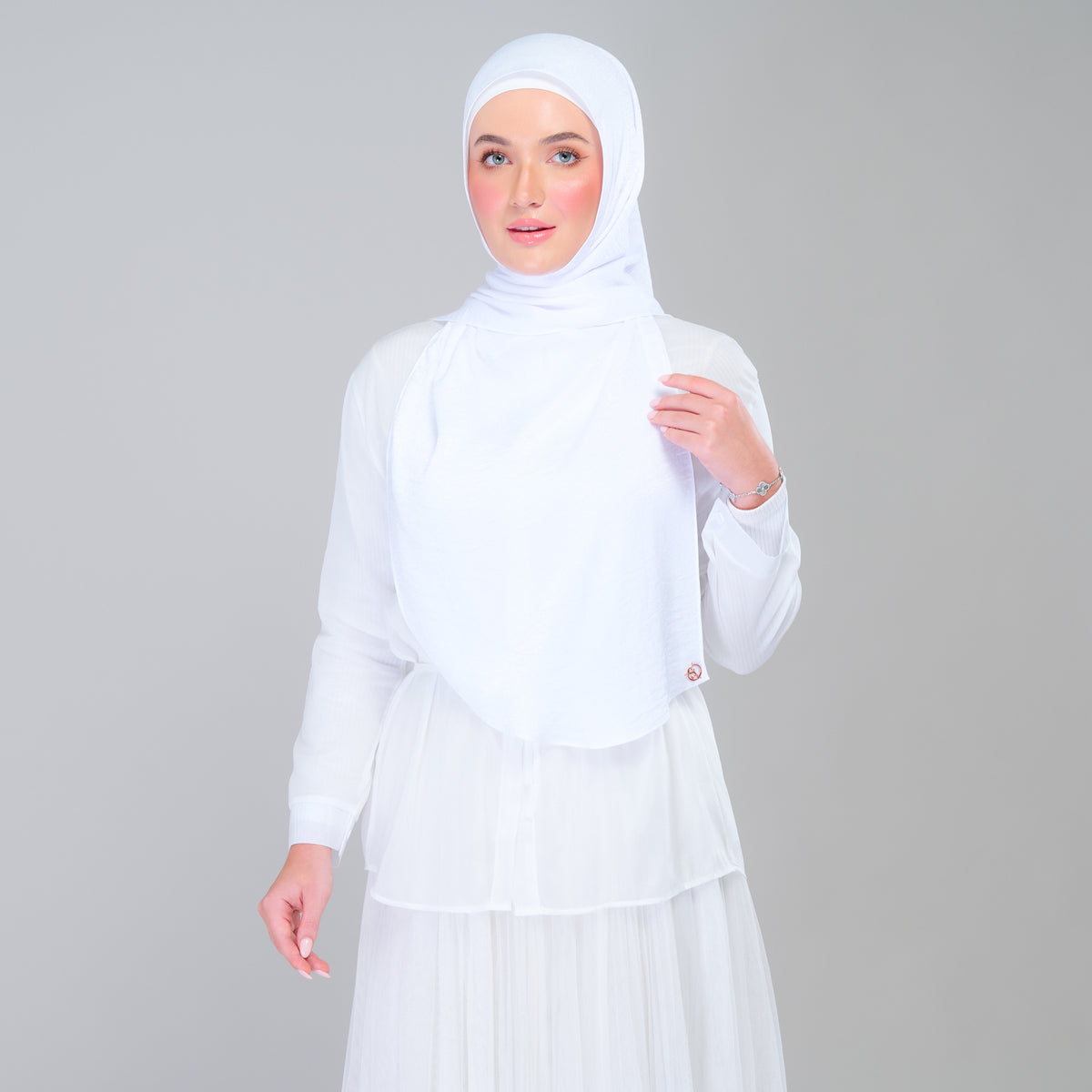 Instant Tag n' Go Shawl | Textured Silk in Pure White