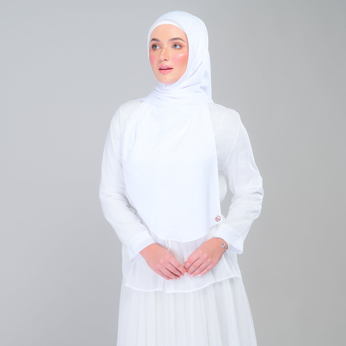 Instant Tag n' Go Shawl | Textured Silk in Pure White