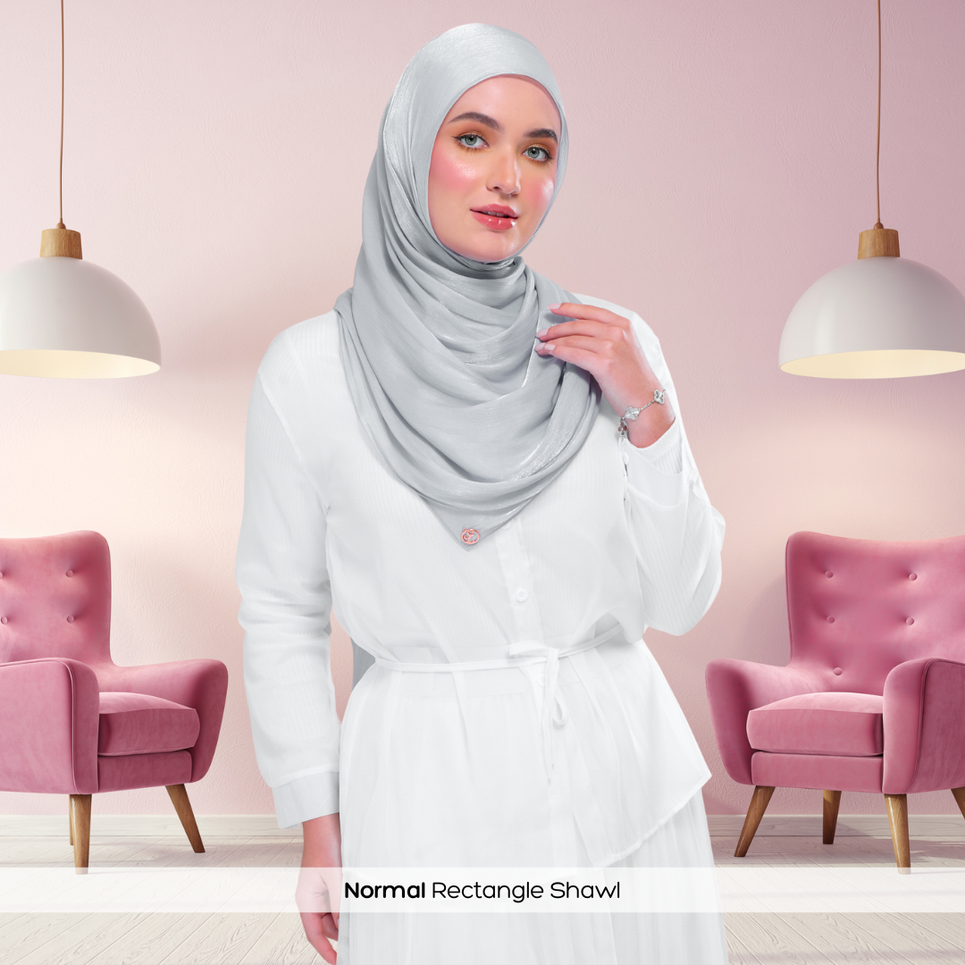 Dolce Raia in Light Grey