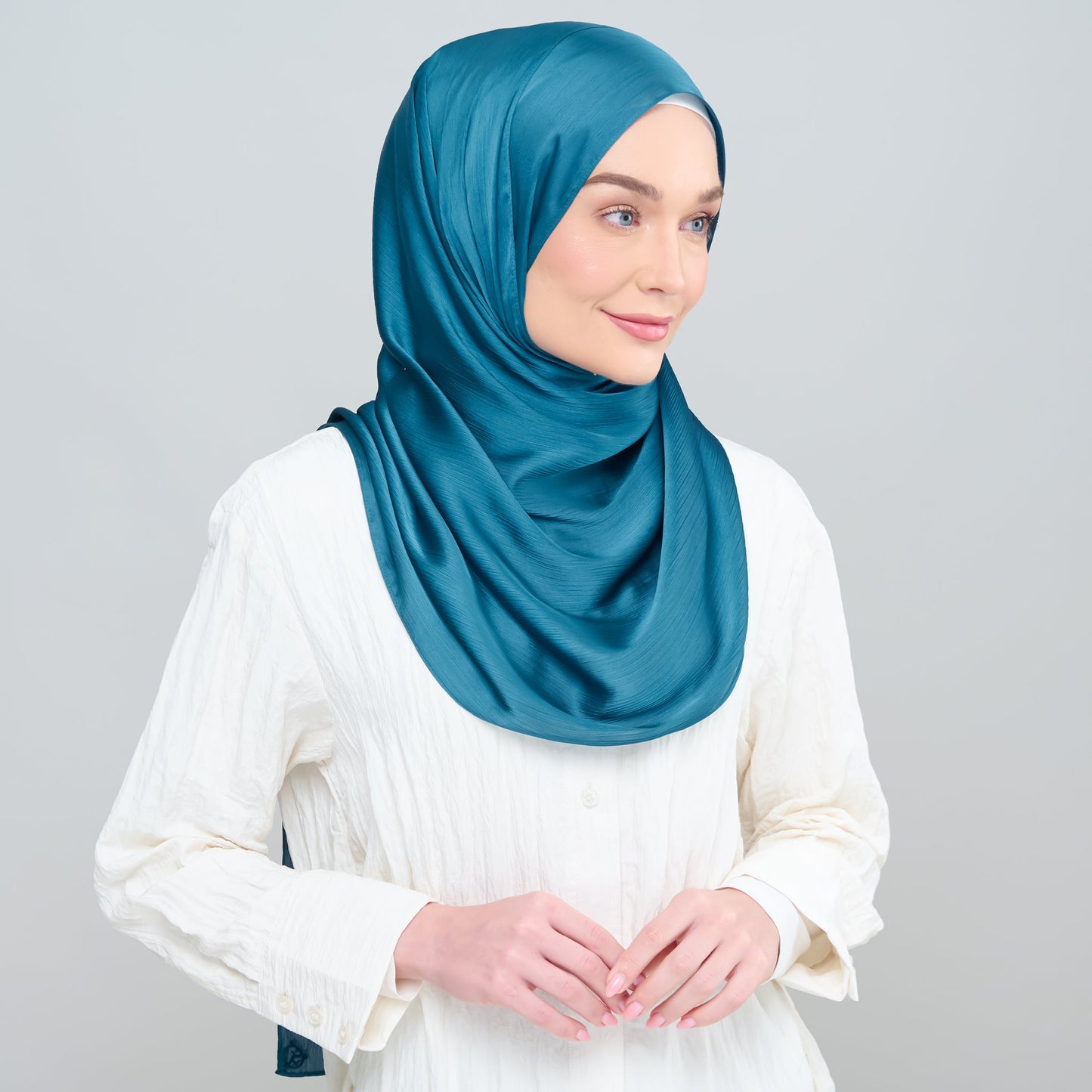 Medina Silk Shawl in Teal Blue