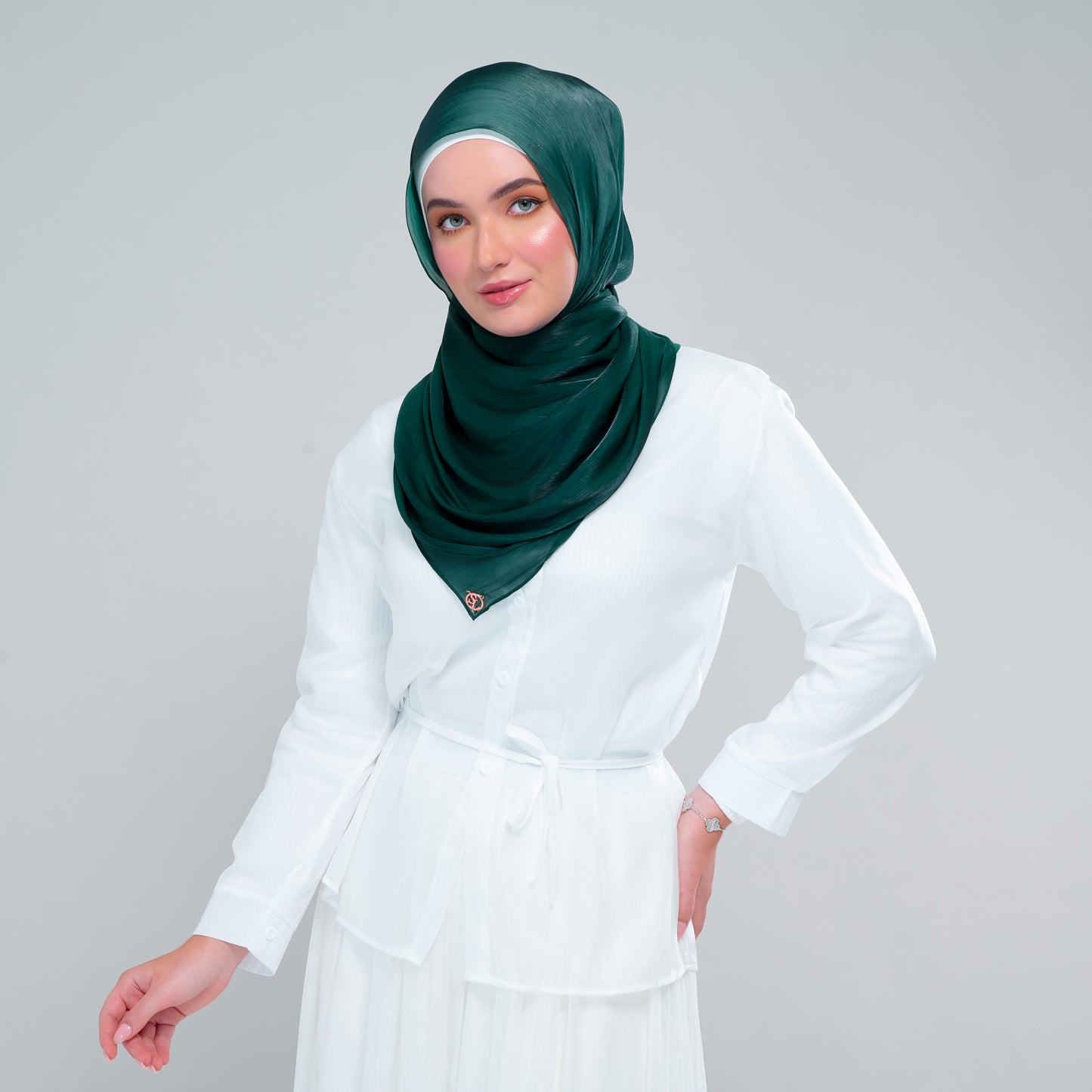 Dolce Raia in Forest Green