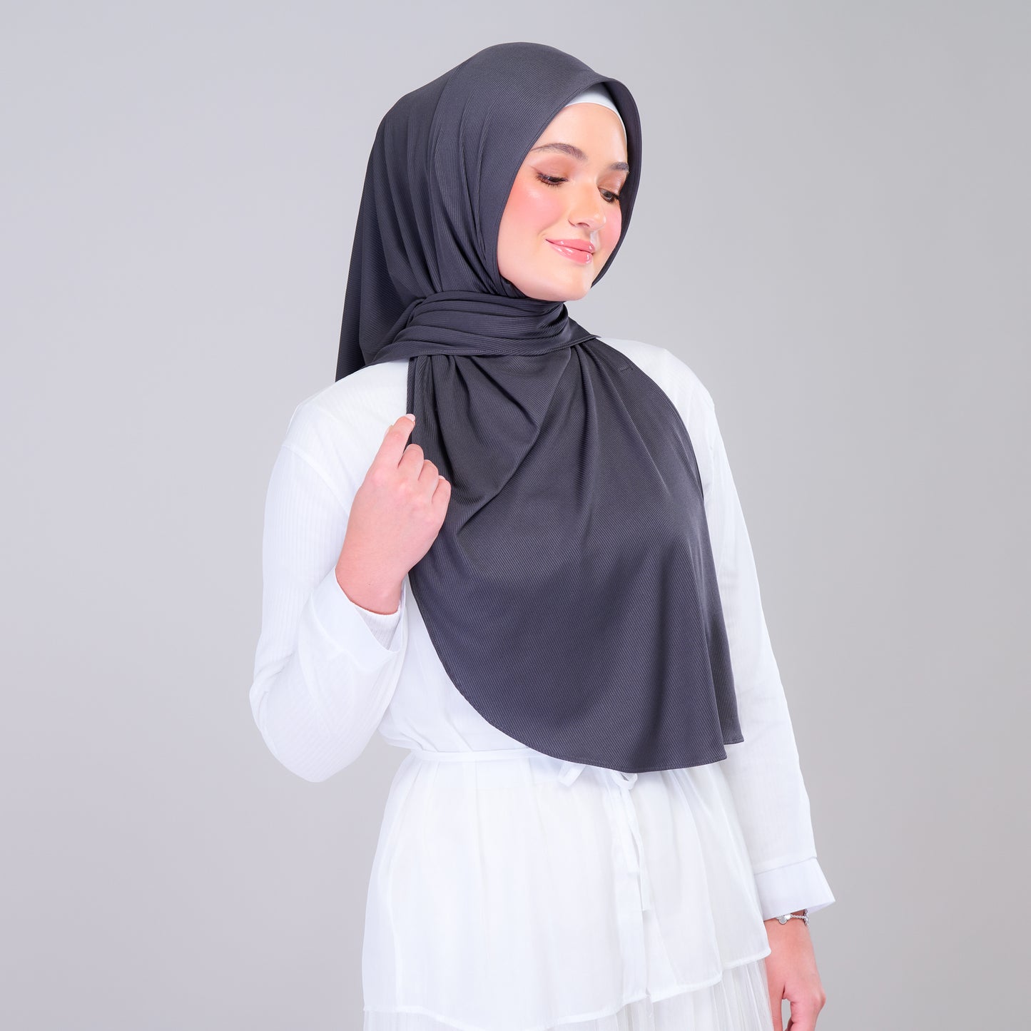Instant Tag n' Go Shawl | Ribbed Jersey in Metro Grey