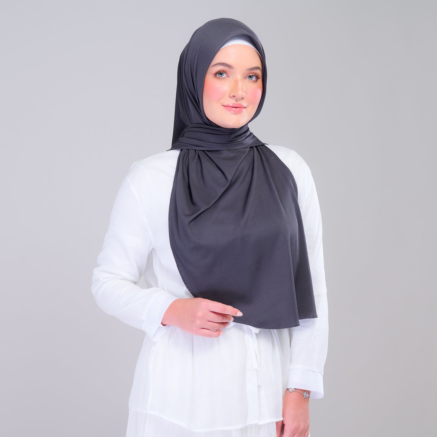 Instant Tag n' Go Shawl | Ribbed Jersey in Metro Grey