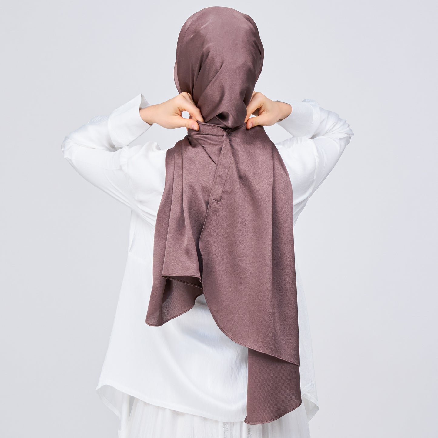 Instant Tag n' Go Shawl | Satin Bulle in Deep Brown