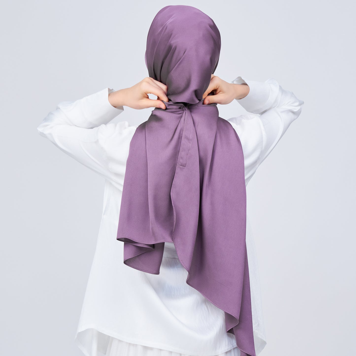 Instant Tag n' Go Shawl | Satin Bulle in Dark Orchid