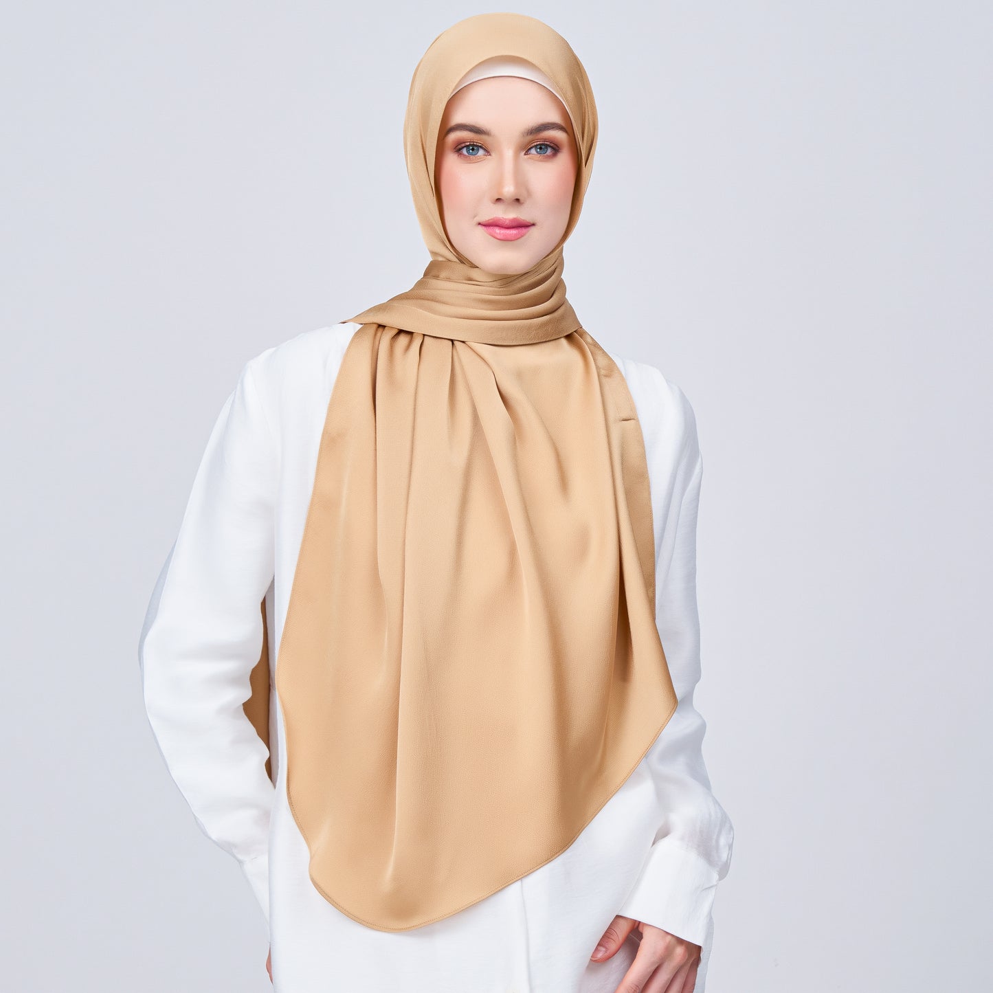 Instant Tag n' Go Shawl | Satin Bulle in Gold