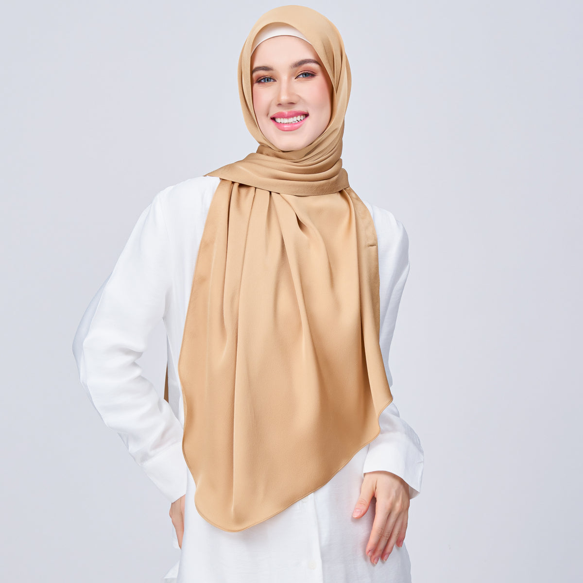 Instant Tag n' Go Shawl | Satin Bulle in Gold