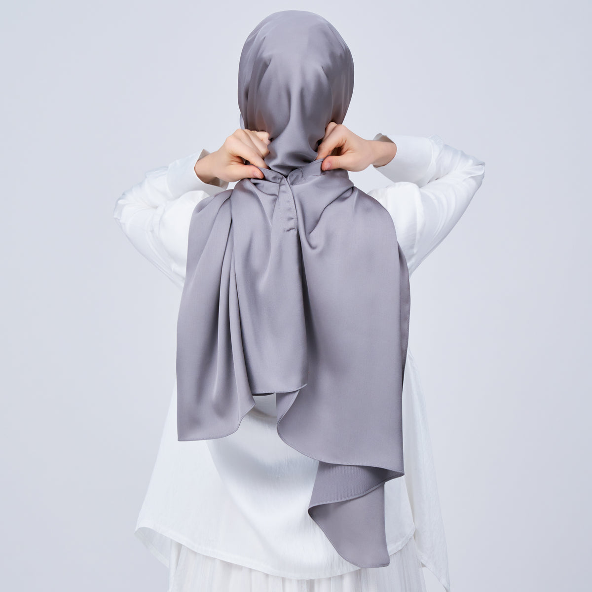 Instant Tag n' Go Shawl | Satin Bulle in Stone Grey